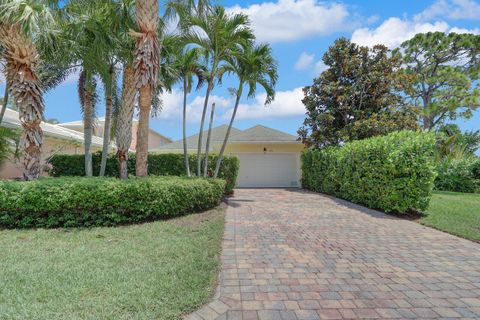 Single Family Residence in Jupiter FL 104 St Pierre Way Way 34.jpg