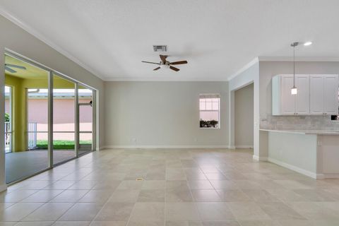 Single Family Residence in Jupiter FL 104 St Pierre Way Way 6.jpg