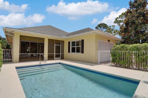 Single Family Residence in Jupiter FL 104 St Pierre Way Way 33.jpg