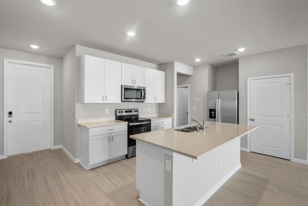 Photo of 5622 SE Edgewater Circle, Stuart, FL 34997 (MLS # R11088682)