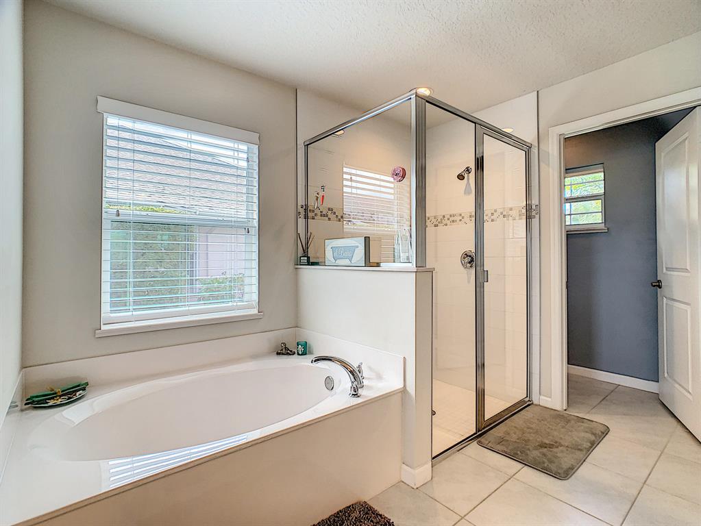 SAWGRASS LAKES PHASE 2 - Residential