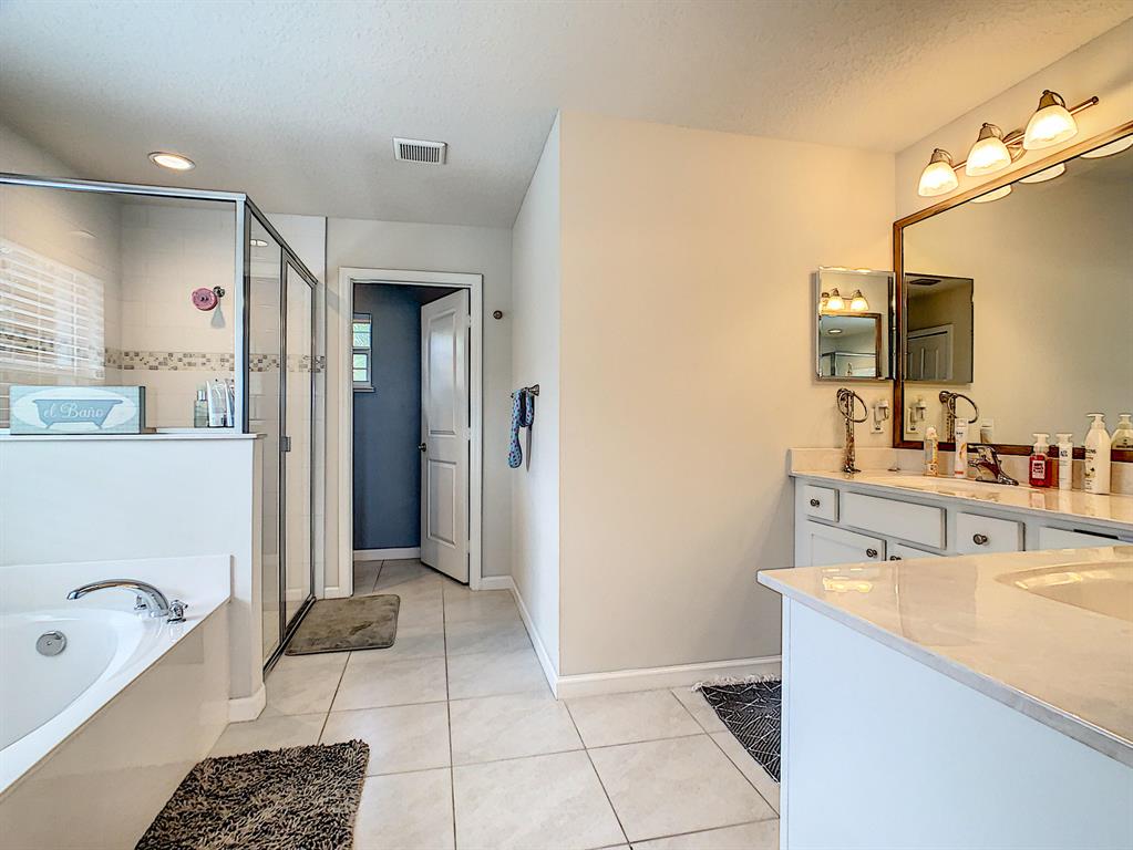 SAWGRASS LAKES PHASE 2 - Residential