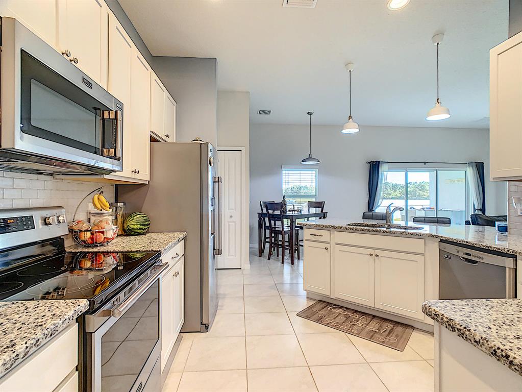 SAWGRASS LAKES PHASE 2 - Residential