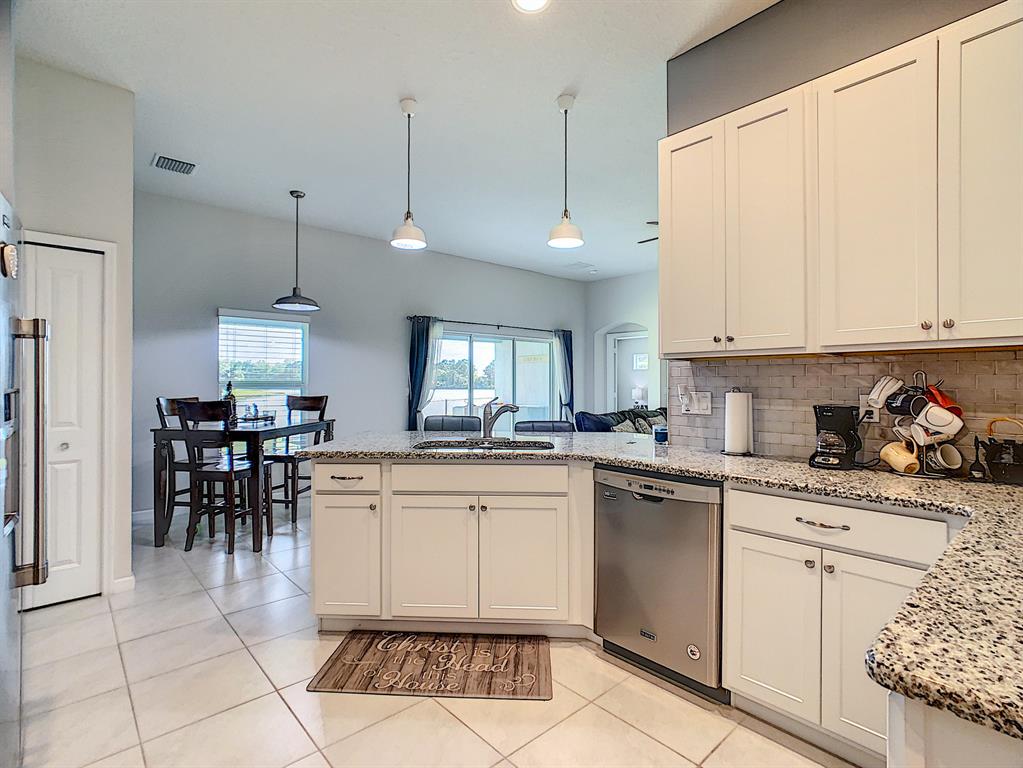 SAWGRASS LAKES PHASE 2 - Residential