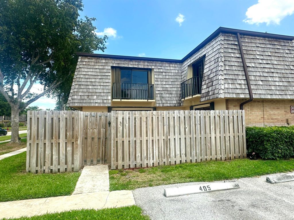 Photo of 405 Arabian Road, Palm Springs, FL 33461 (MLS # R11080649)