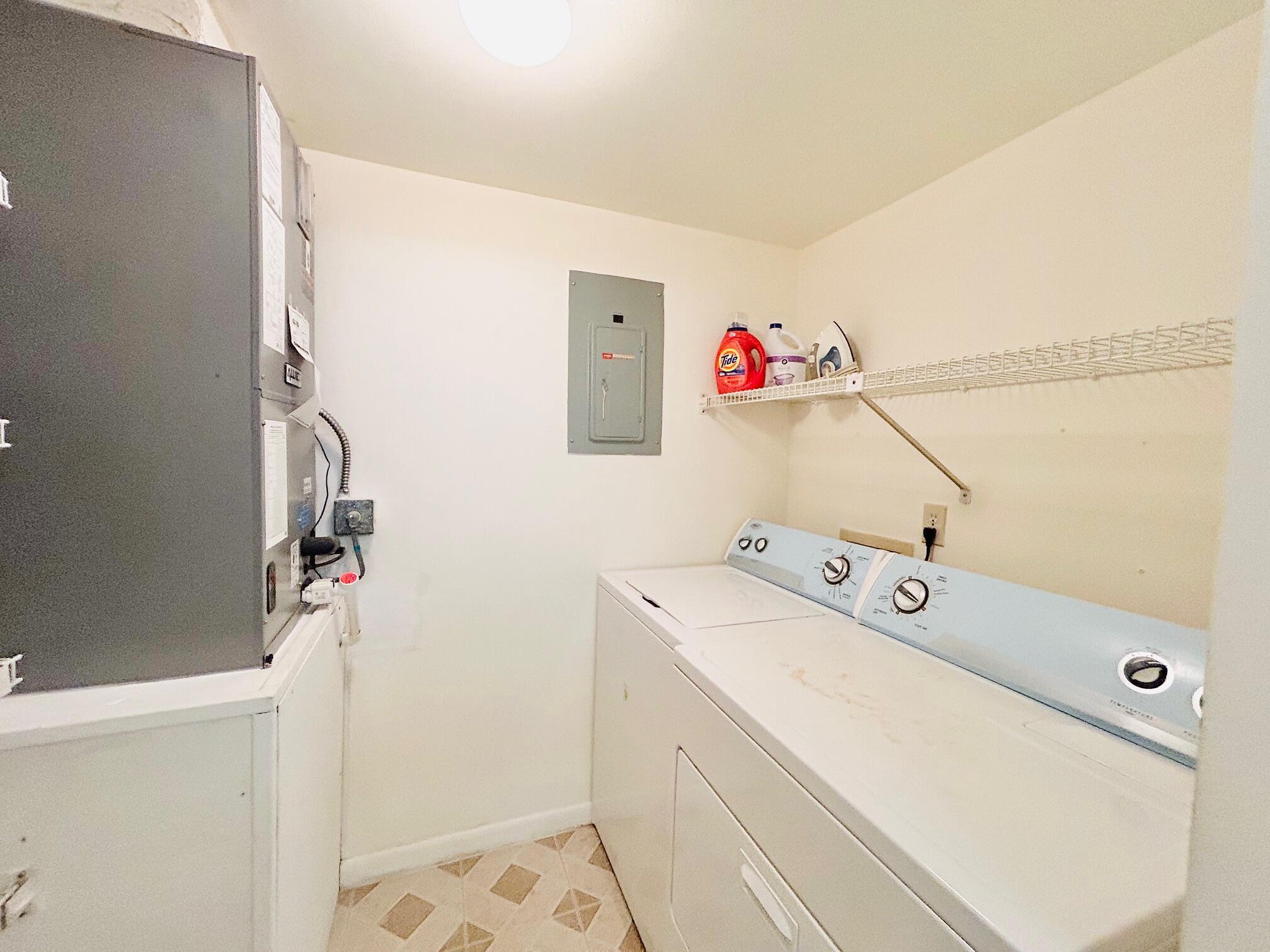 PINE RIDGE SOUTH IV CONDO - Residential