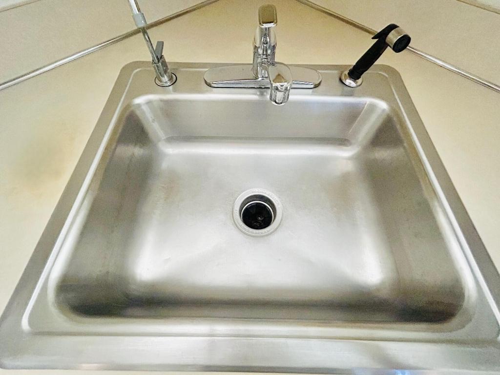 PINE RIDGE SOUTH IV CONDO - Residential