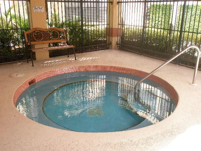 SUNDANCE @ DAVIE - Residential