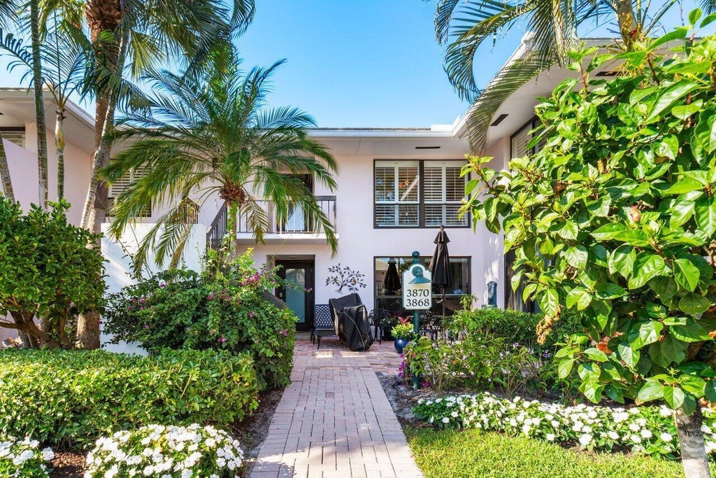 Photo of 3870 Quail Ridge Drive N #Blue Heron, Boynton Beach, FL 33436 (MLS # B26069489)