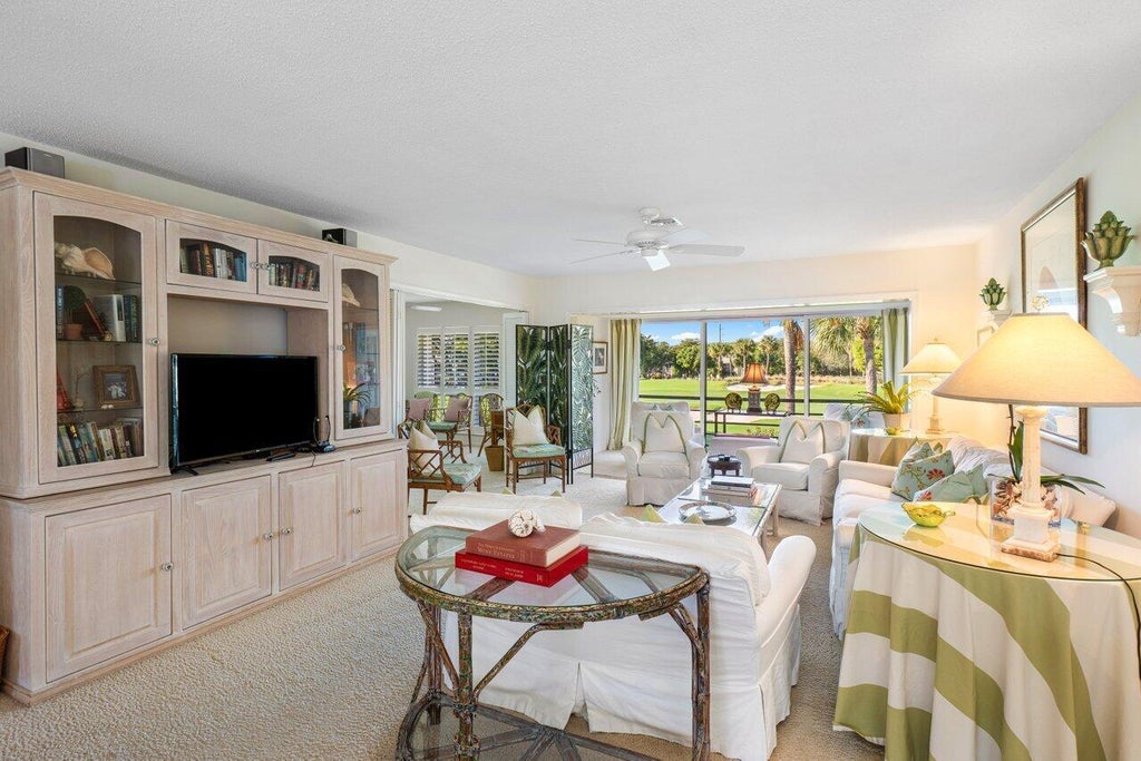 Photo of 3870 Quail Ridge Drive N #Blue Heron, Boynton Beach, FL 33436 (MLS # B26069489)