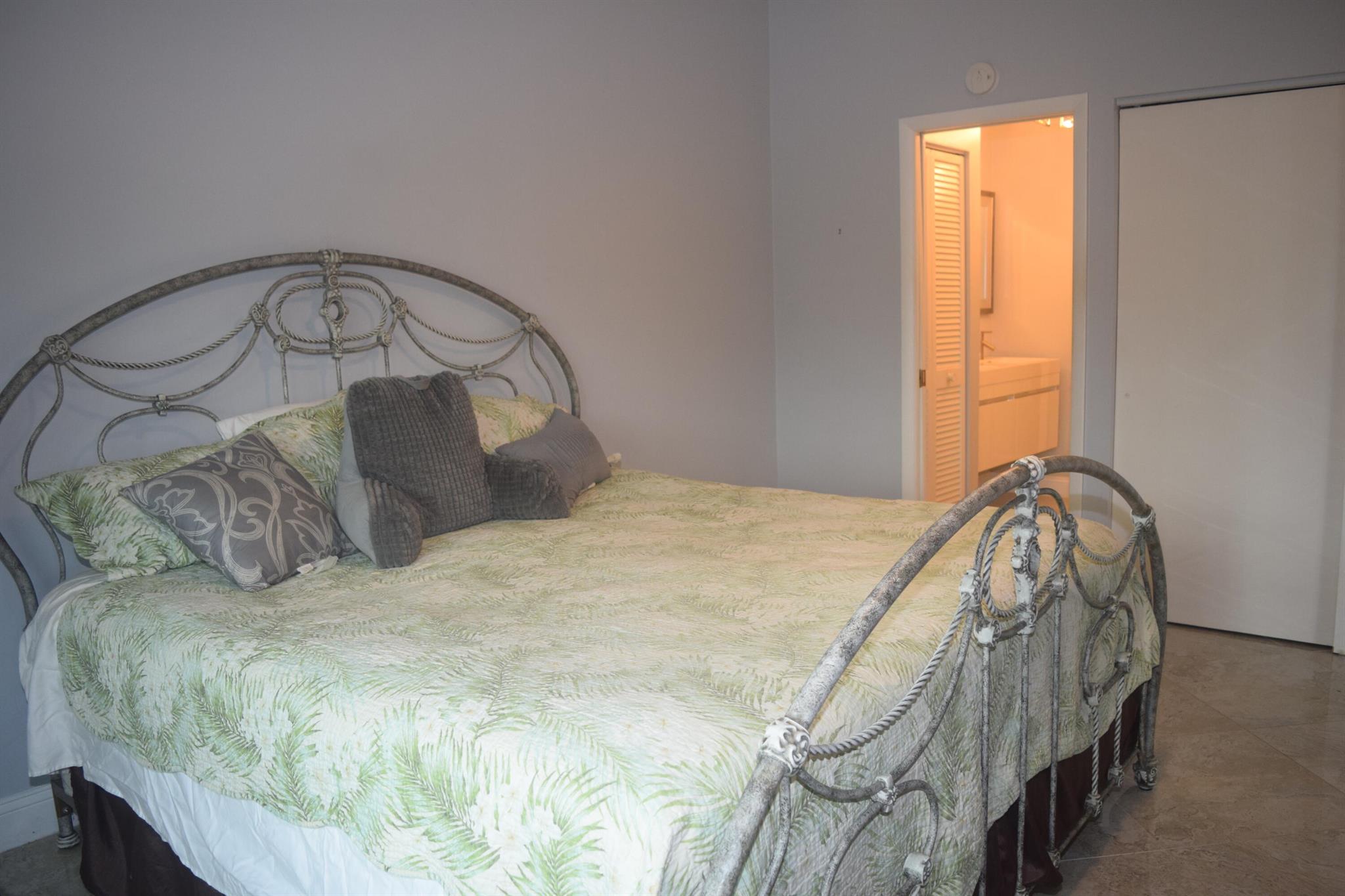 Palm Greens 2 - Residential Lease