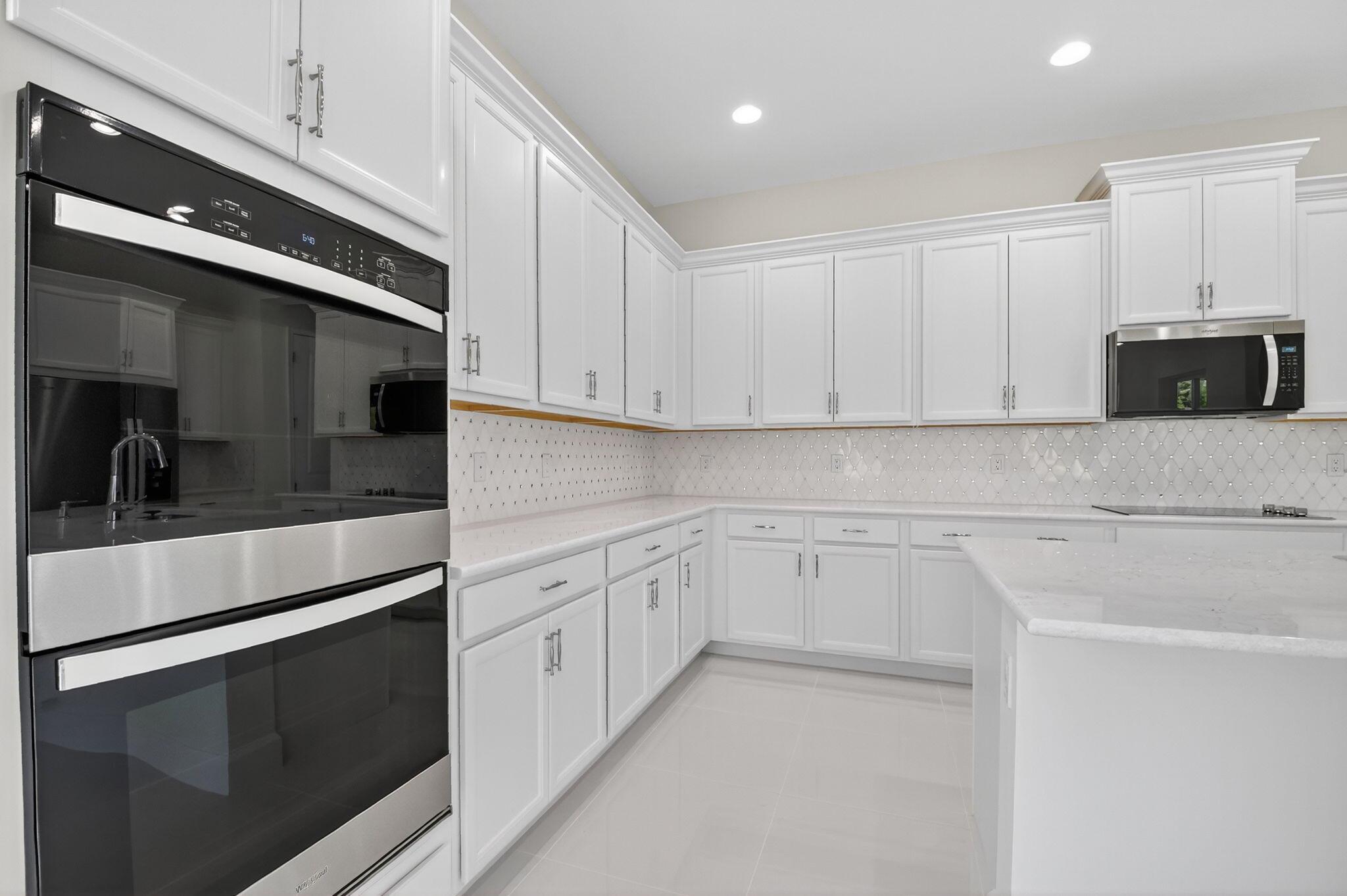 WOODLANDS OF WESTLAKE - Residential