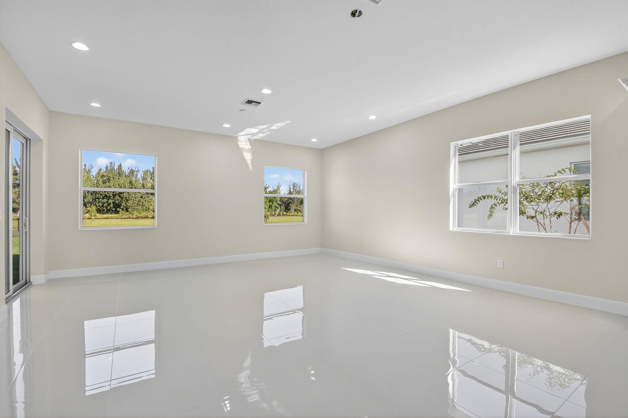 WOODLANDS OF WESTLAKE - Residential