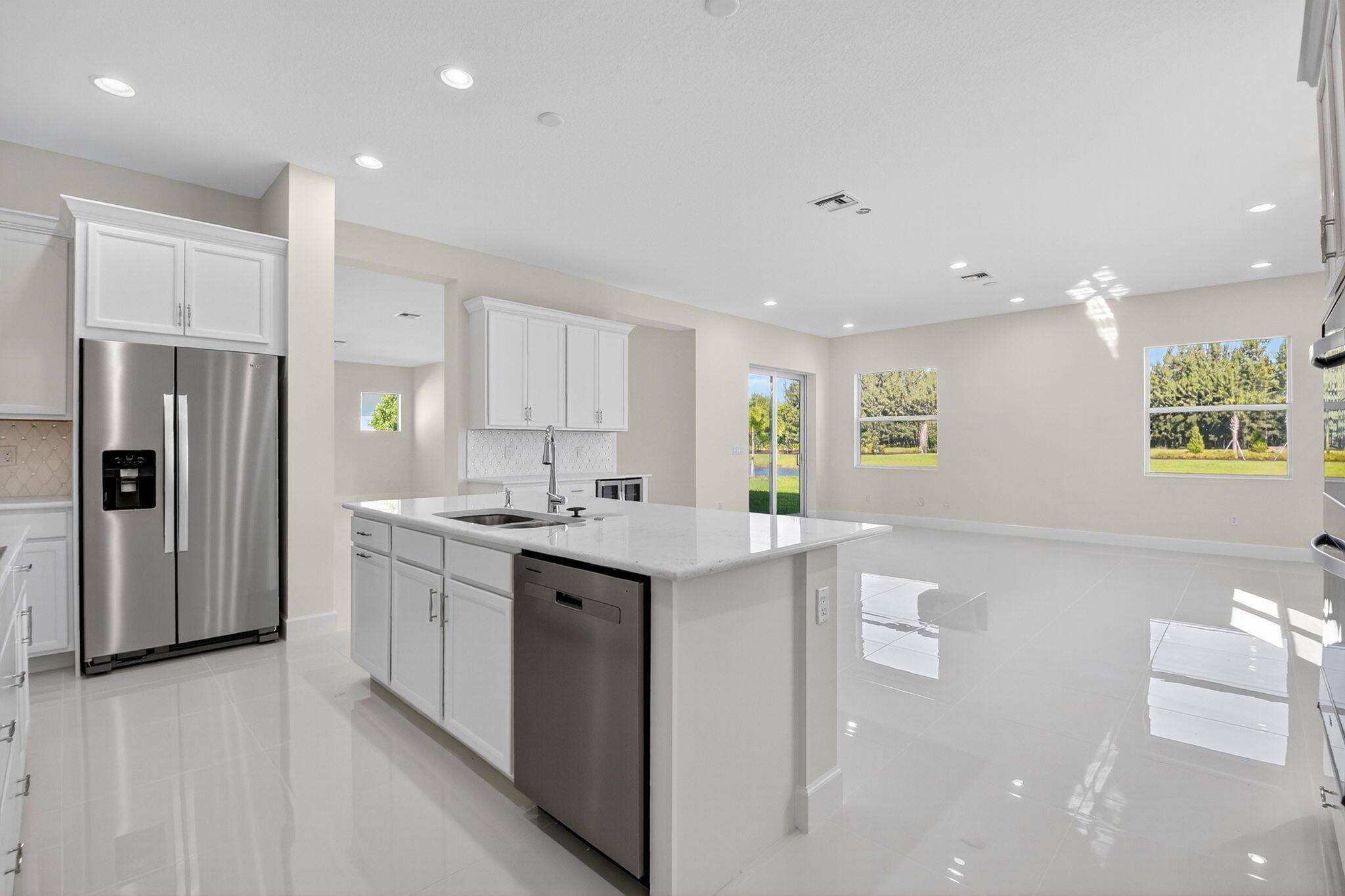 WOODLANDS OF WESTLAKE - Residential