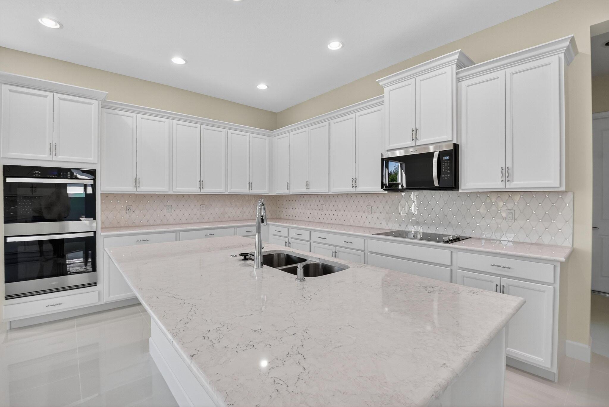 WOODLANDS OF WESTLAKE - Residential