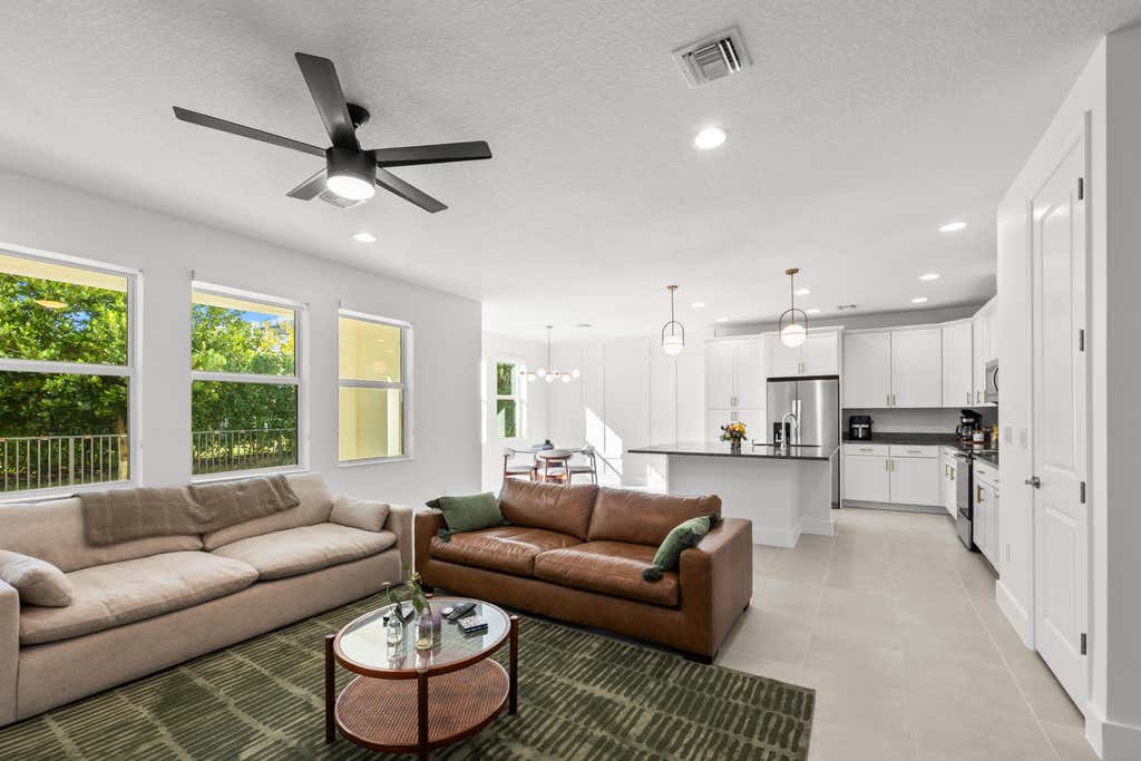 Photo of 16330 Oakview Drive, Westlake, FL 33470 (MLS # B26045978)