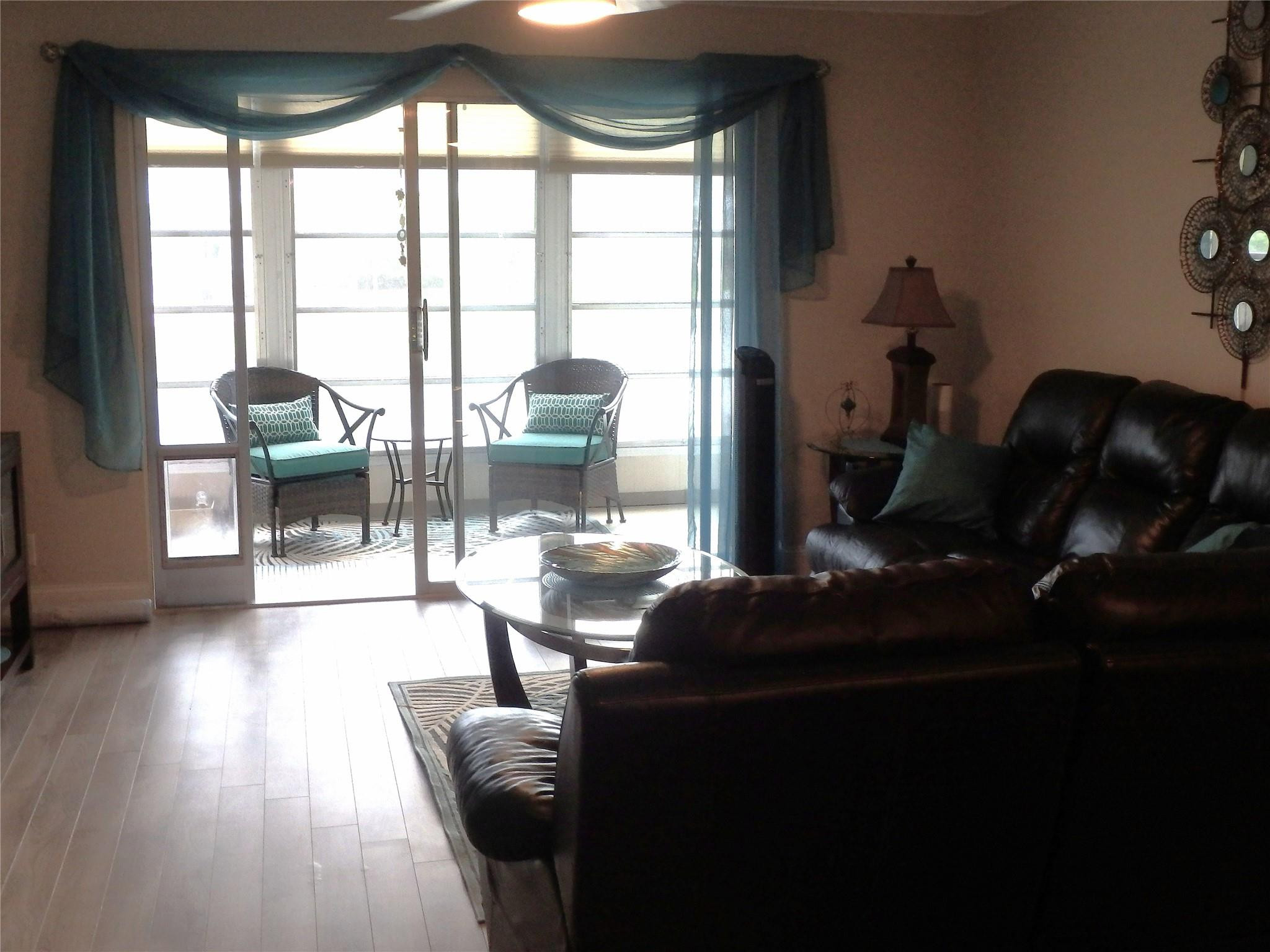 WYNMOOR COUNTRY CLUB - Residential