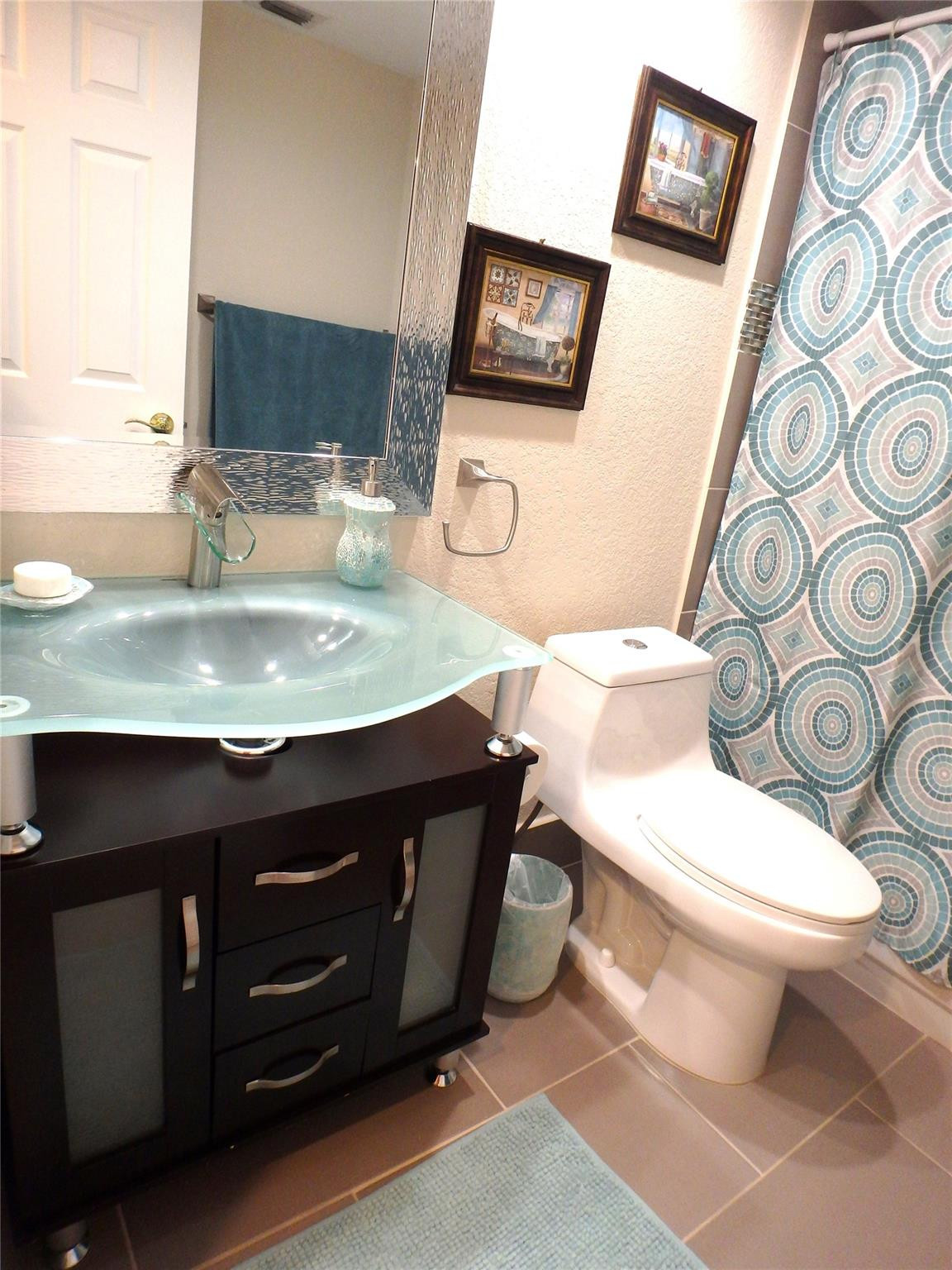 WYNMOOR COUNTRY CLUB - Residential