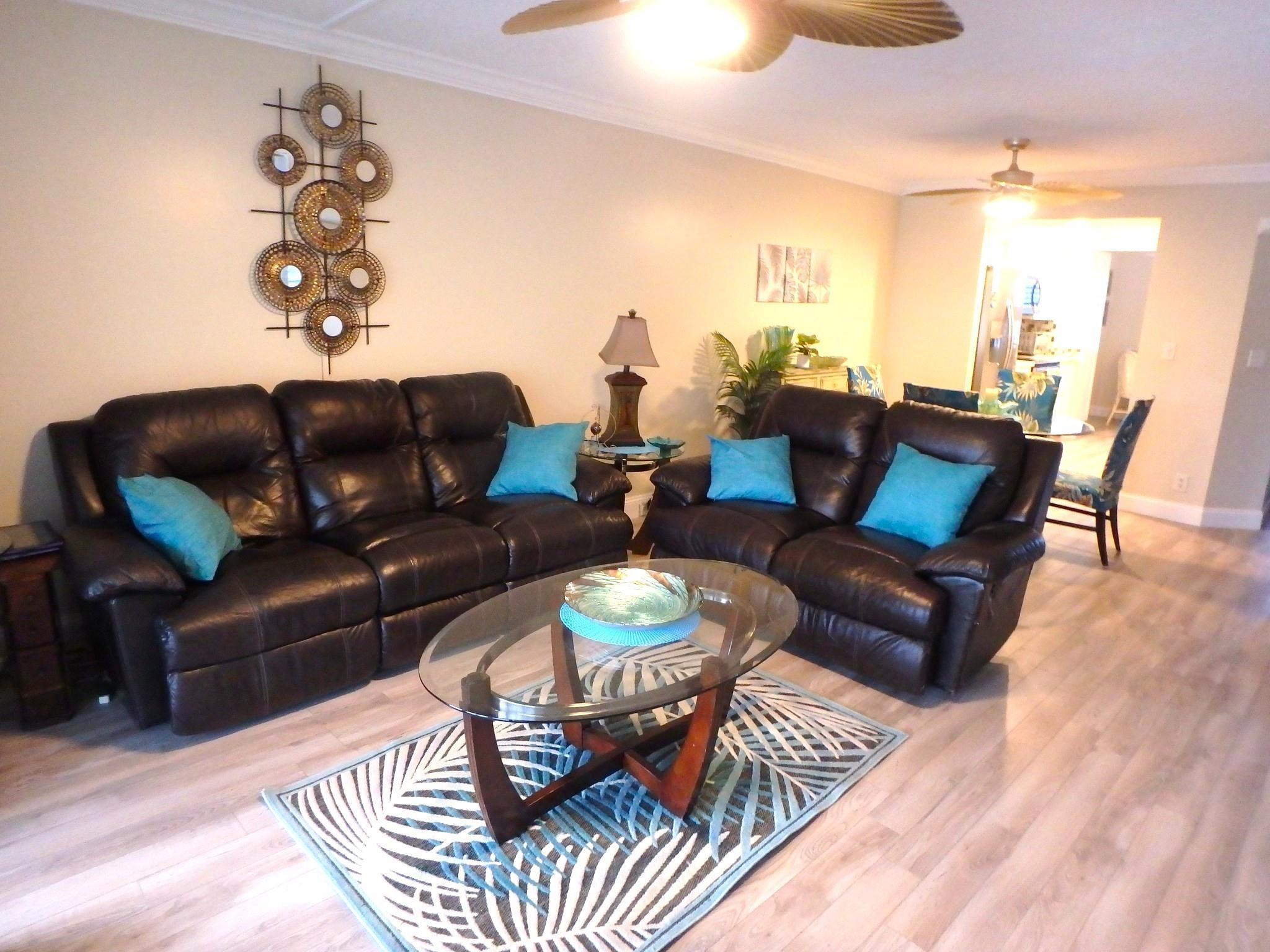 WYNMOOR COUNTRY CLUB - Residential