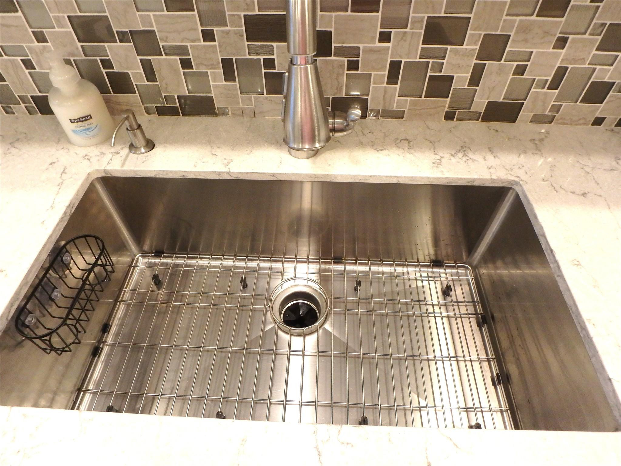 WYNMOOR COUNTRY CLUB - Residential