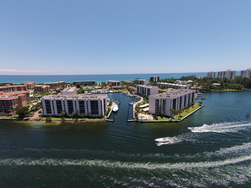 YACHT & RACQUET CLUB OF BOCA RATON CONDO - Residential