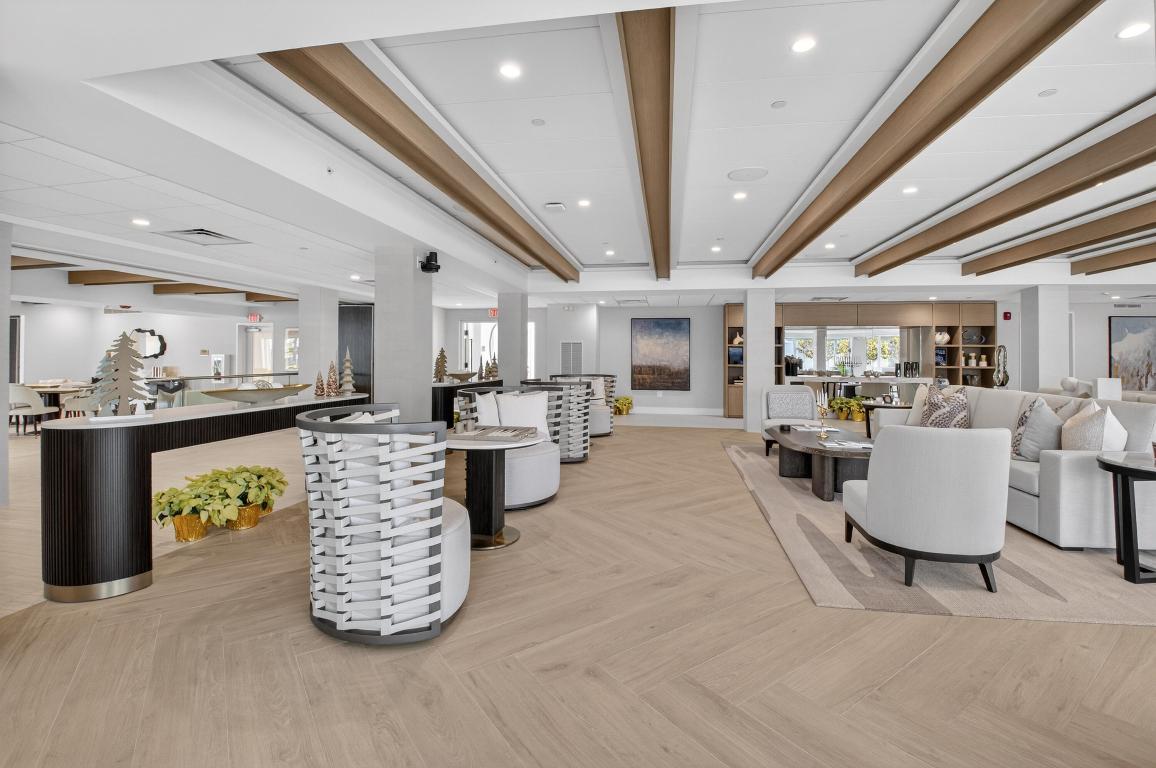 YACHT & RACQUET CLUB OF BOCA RATON CONDO - Residential