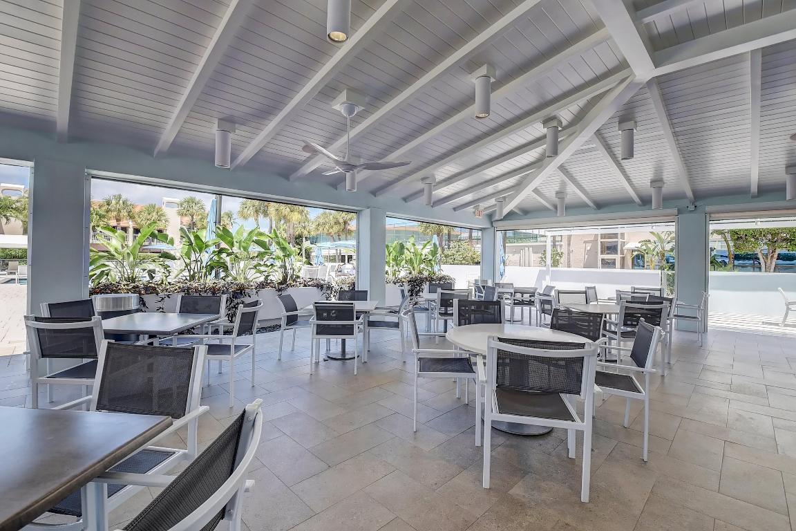 YACHT & RACQUET CLUB OF BOCA RATON CONDO - Residential