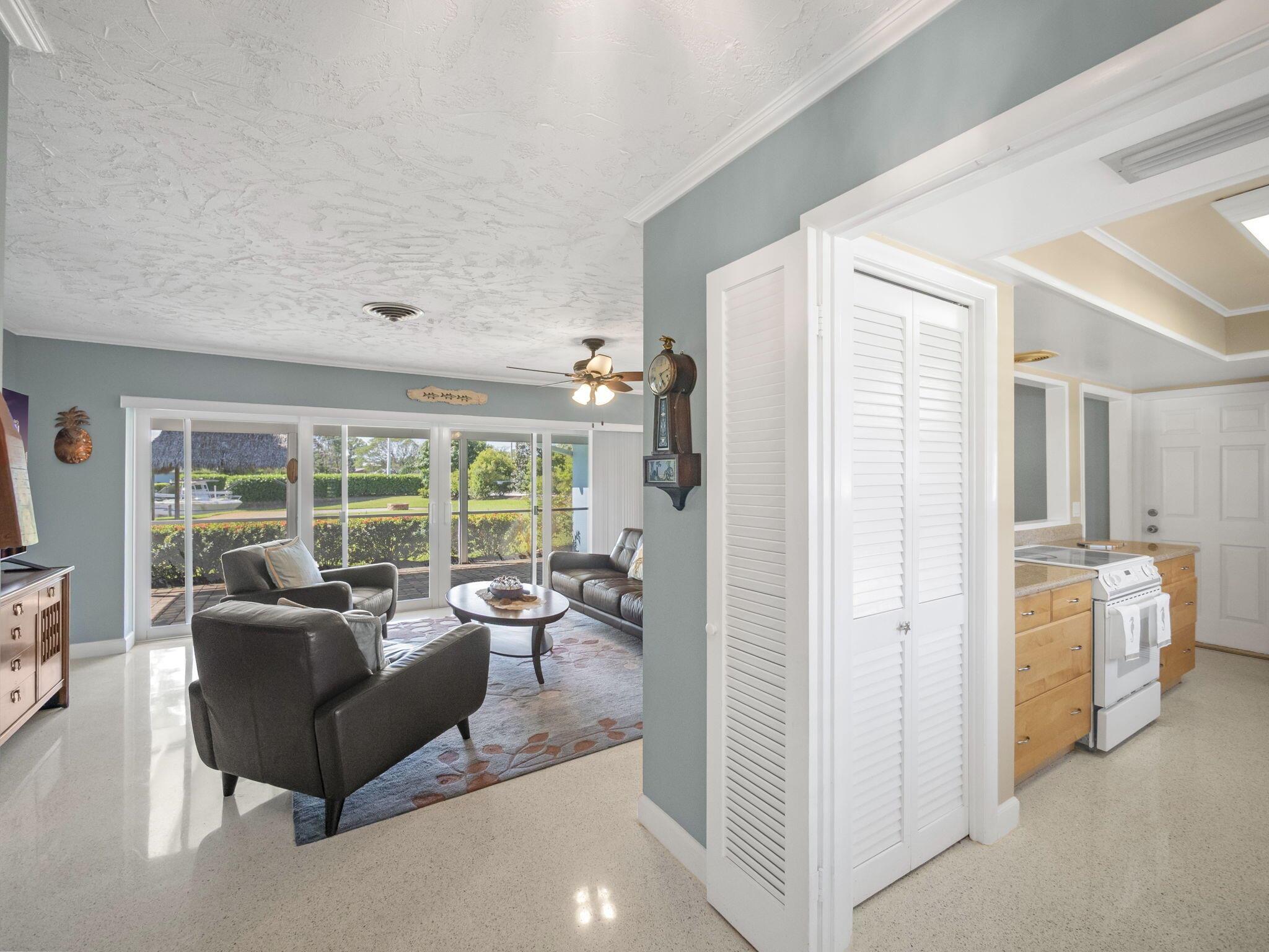 NORTH RIVER SHORES - Residential