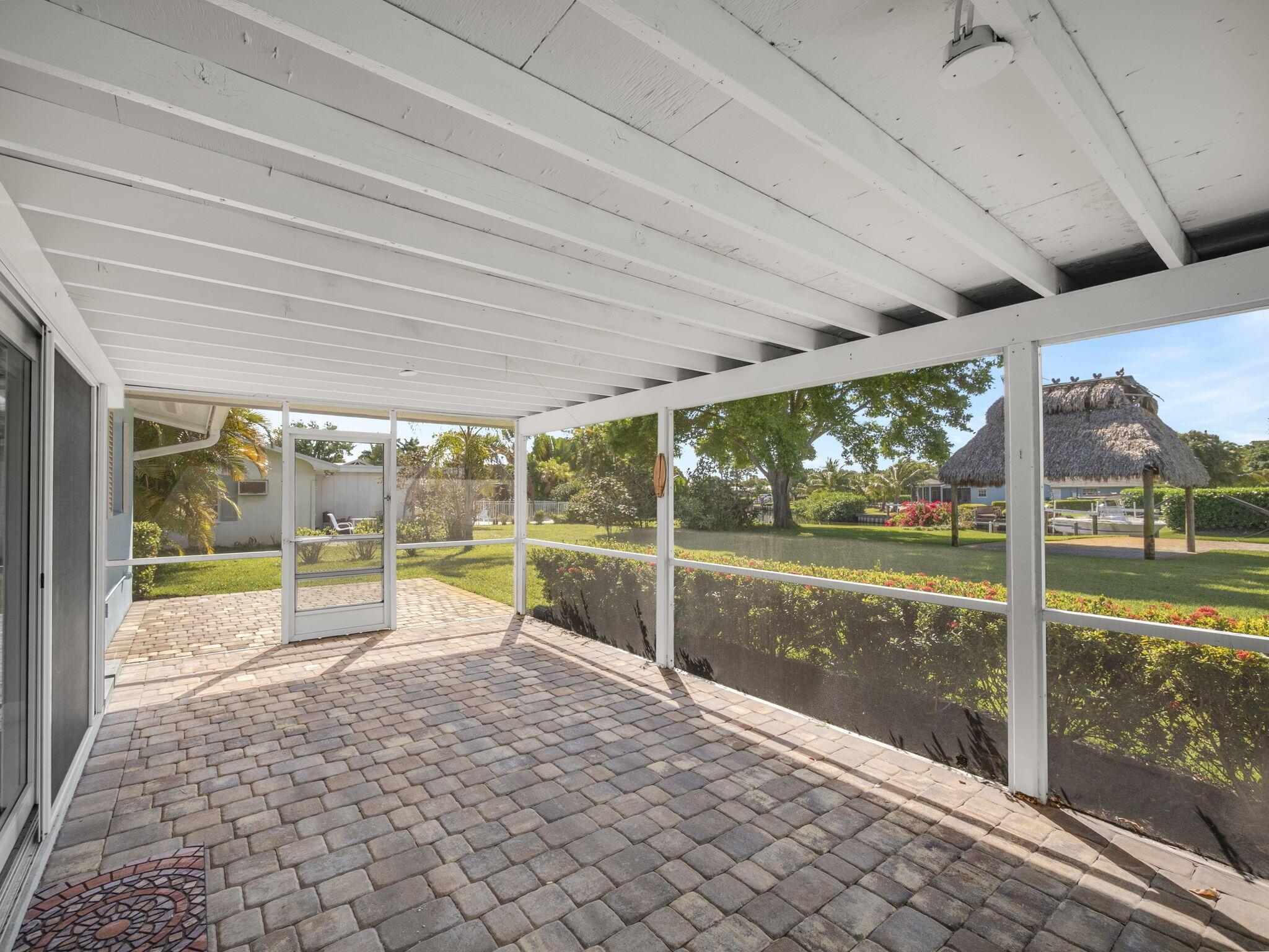 NORTH RIVER SHORES - Residential