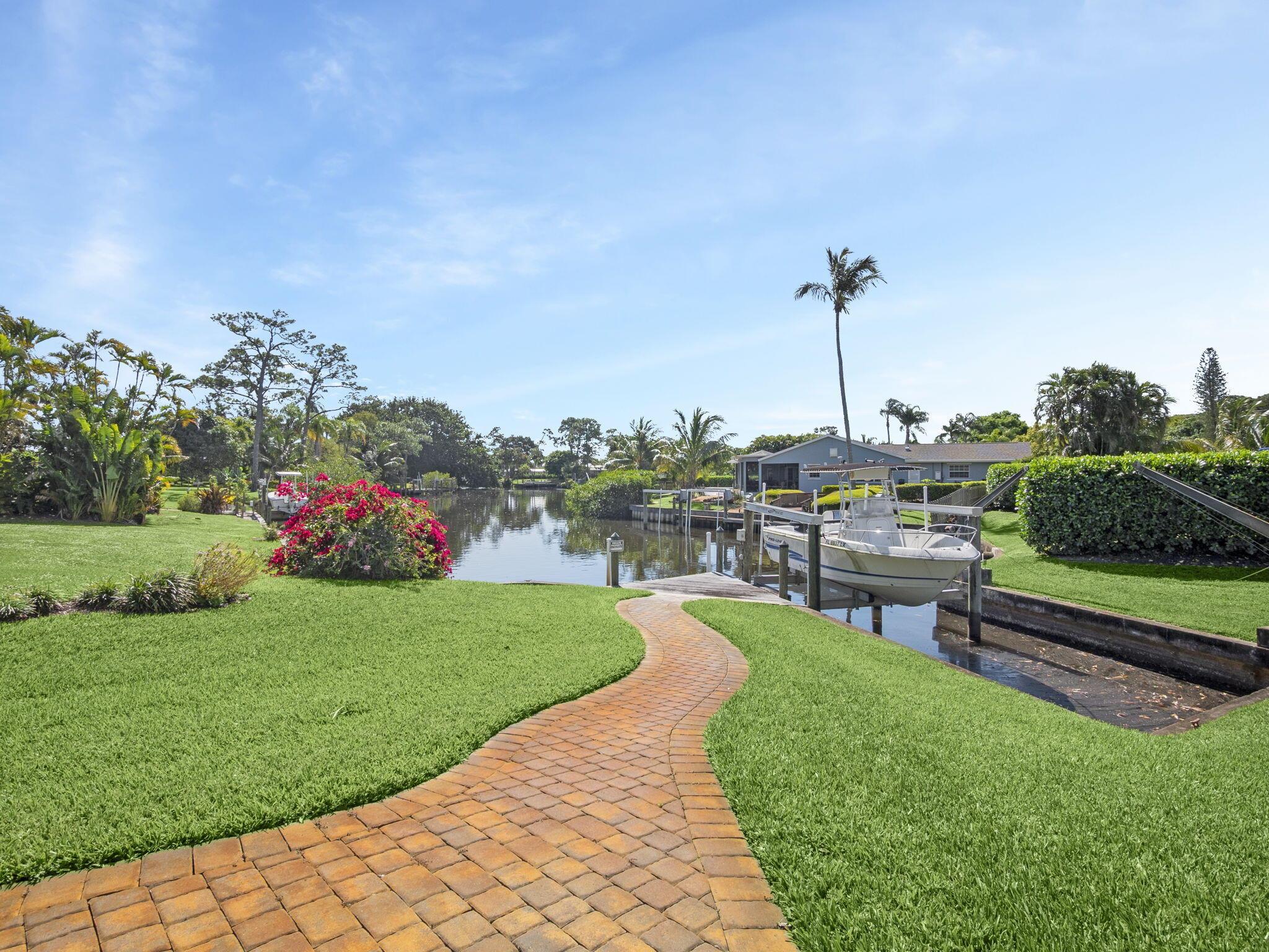 NORTH RIVER SHORES - Residential