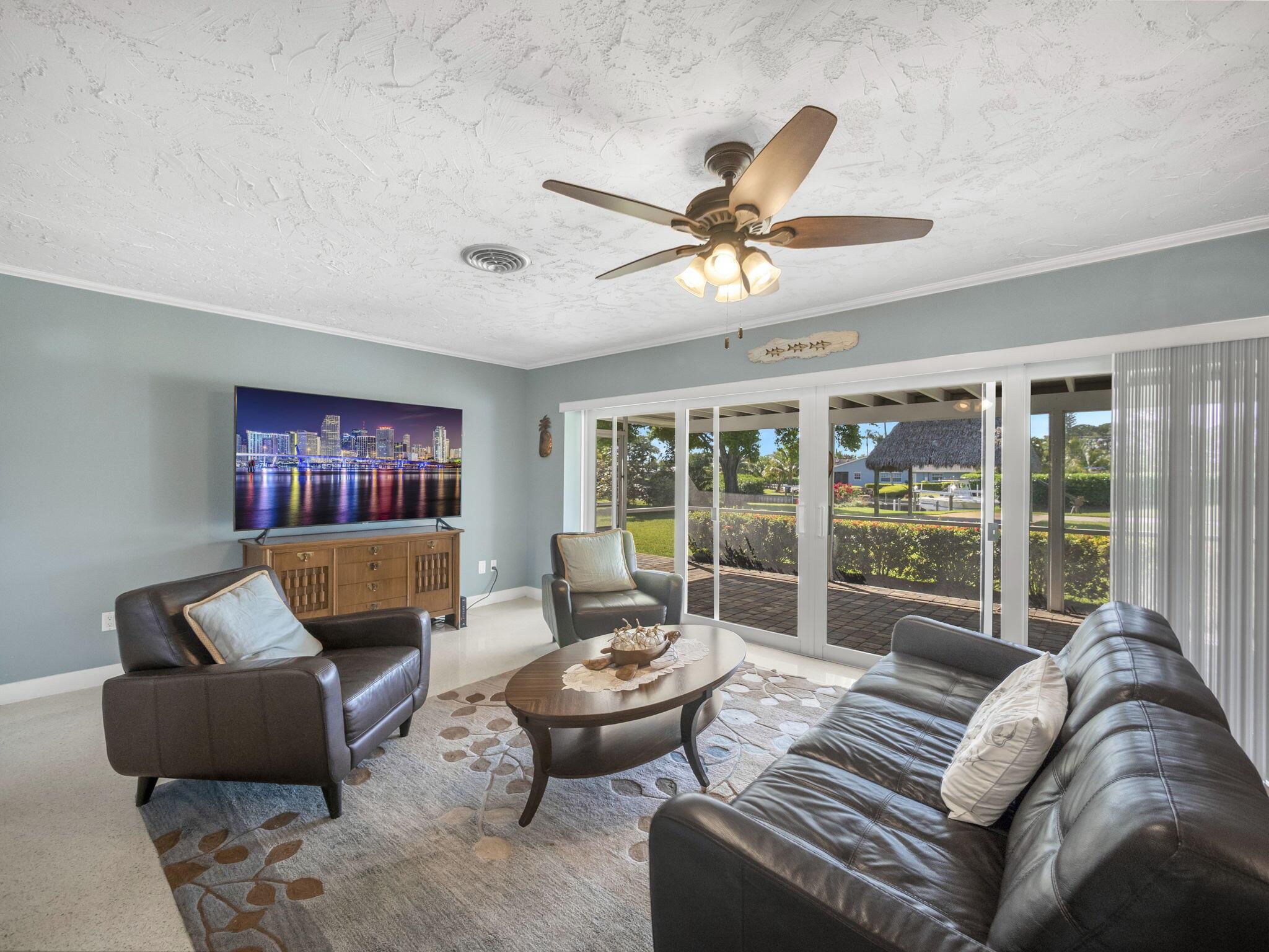 NORTH RIVER SHORES - Residential