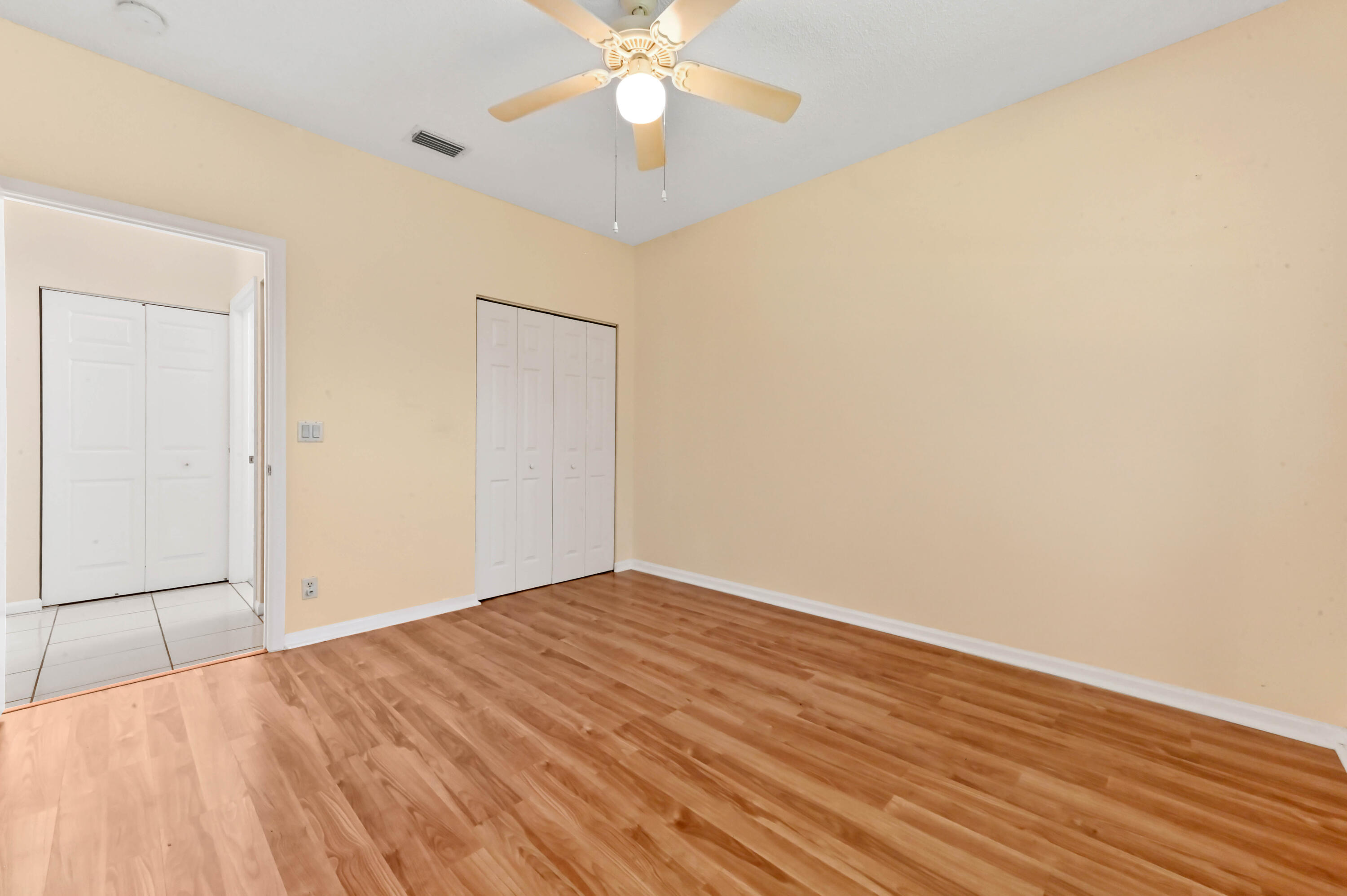 GROVE VILLAGE - Residential