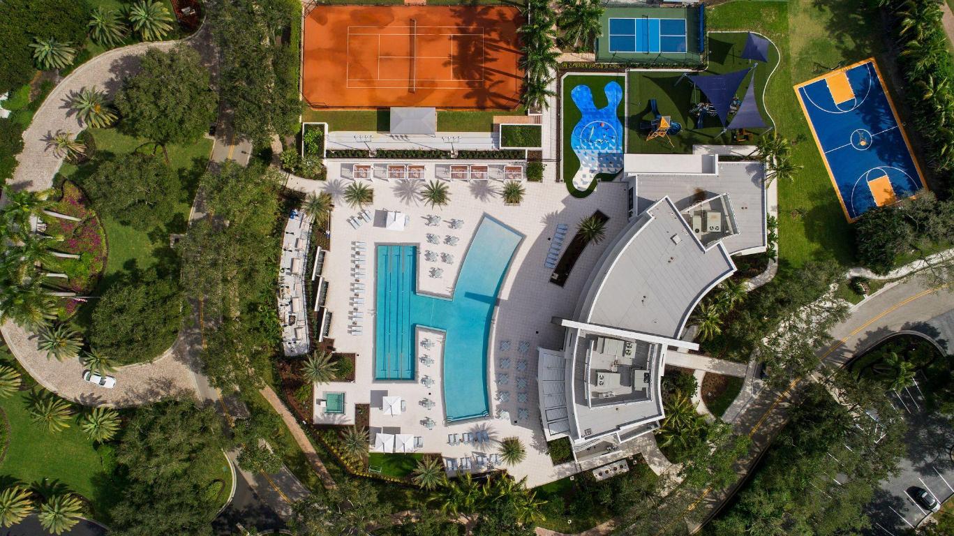 ISLAND IN THE GROVE - Residential