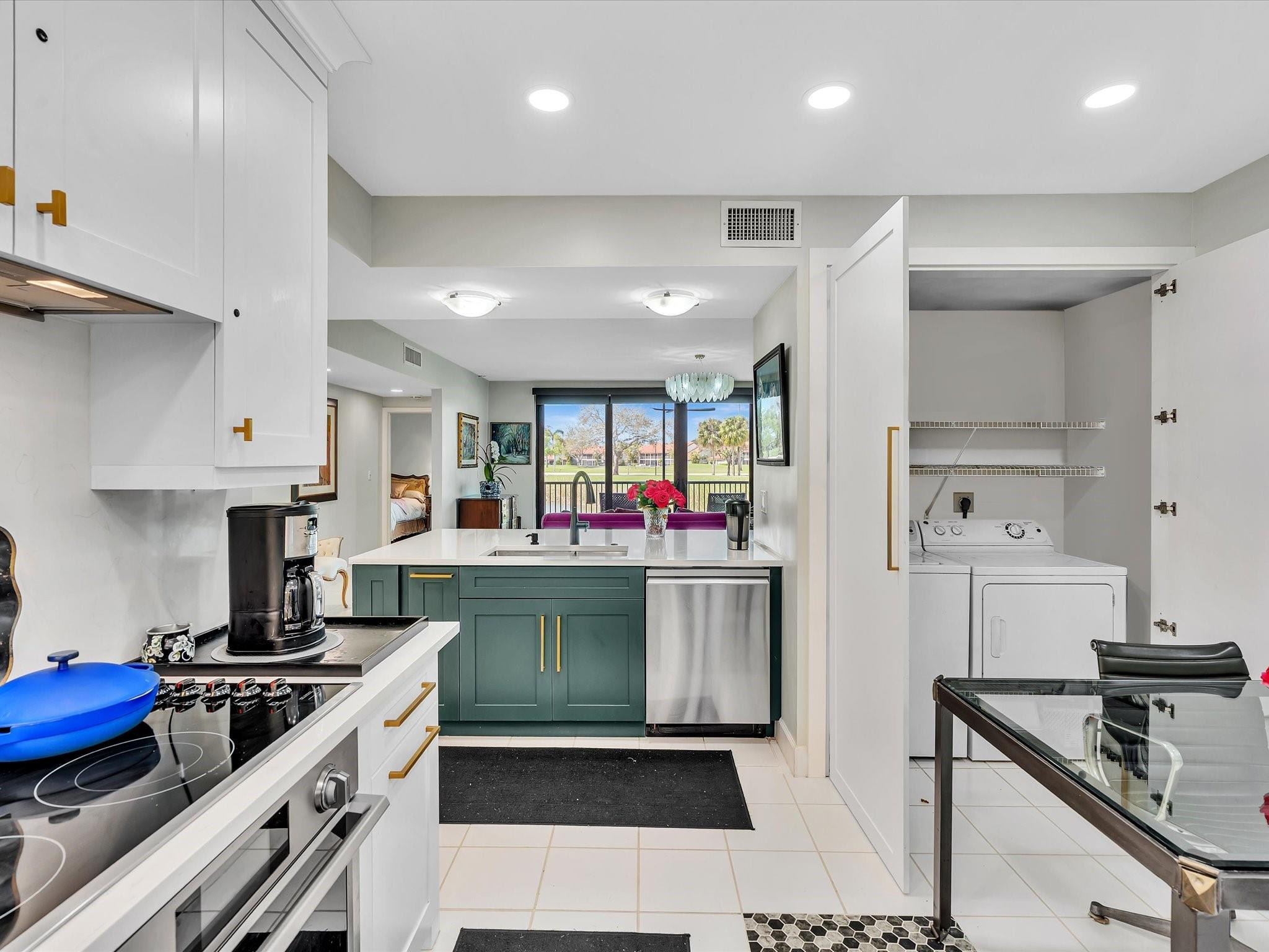 SOUTHWINDS BOCA PTE - Residential