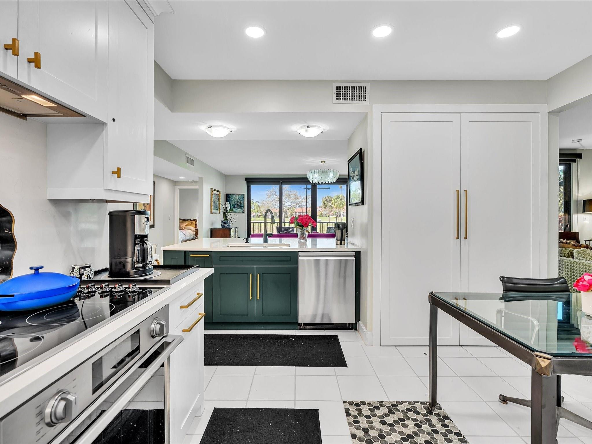 SOUTHWINDS BOCA PTE - Residential