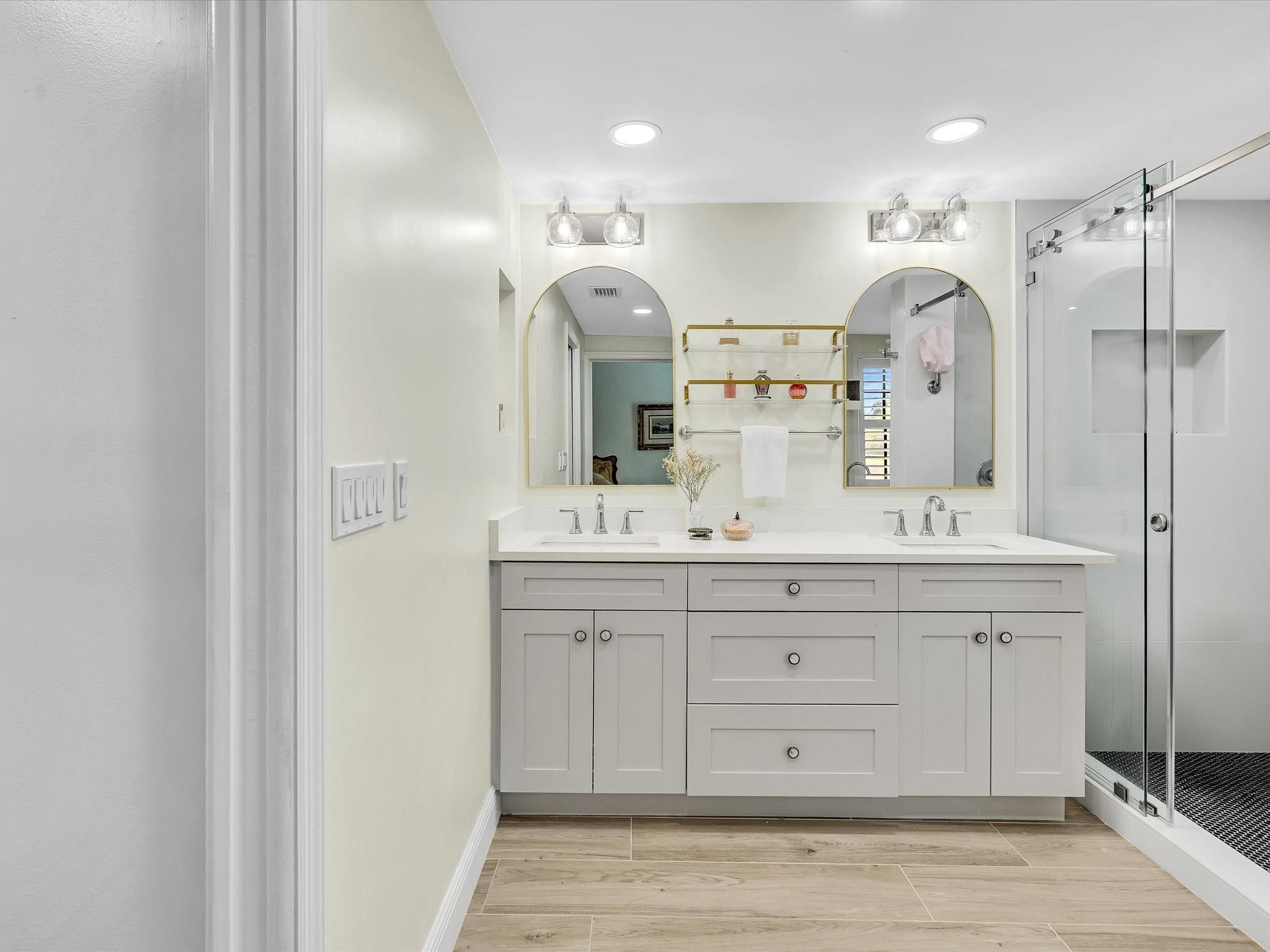 SOUTHWINDS BOCA PTE - Residential