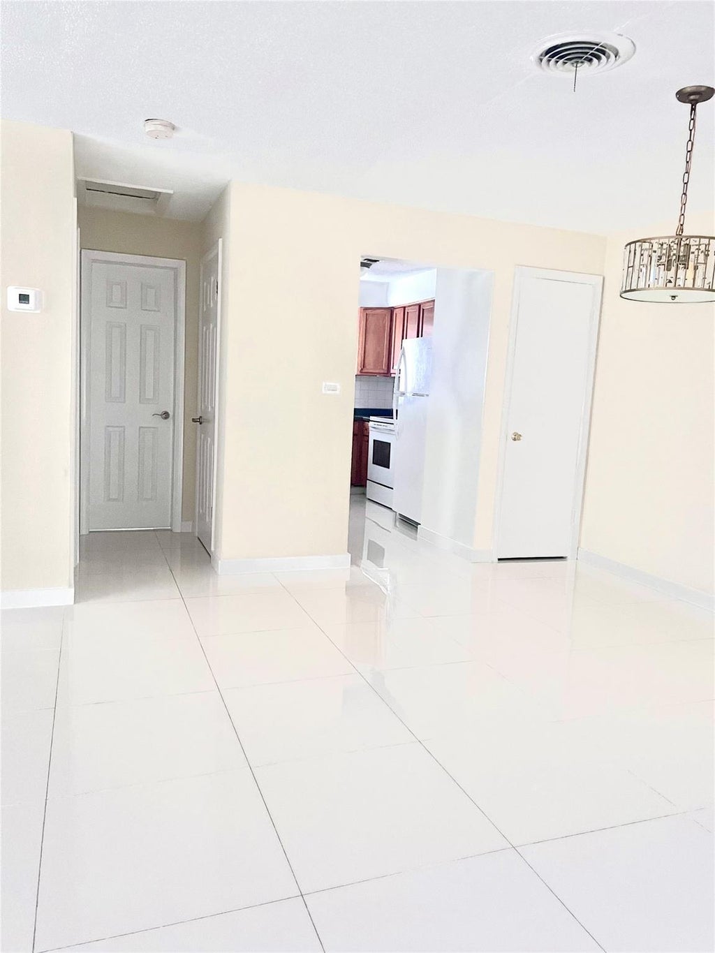 Photo of 915 SE 22nd Avenue #17, Pompano Beach, FL 33062 (MLS # F10488688)