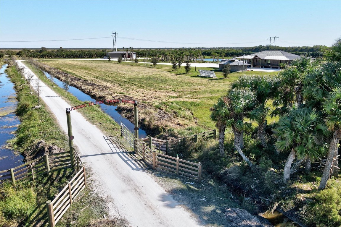 xxxx Xxxx Carlton Road