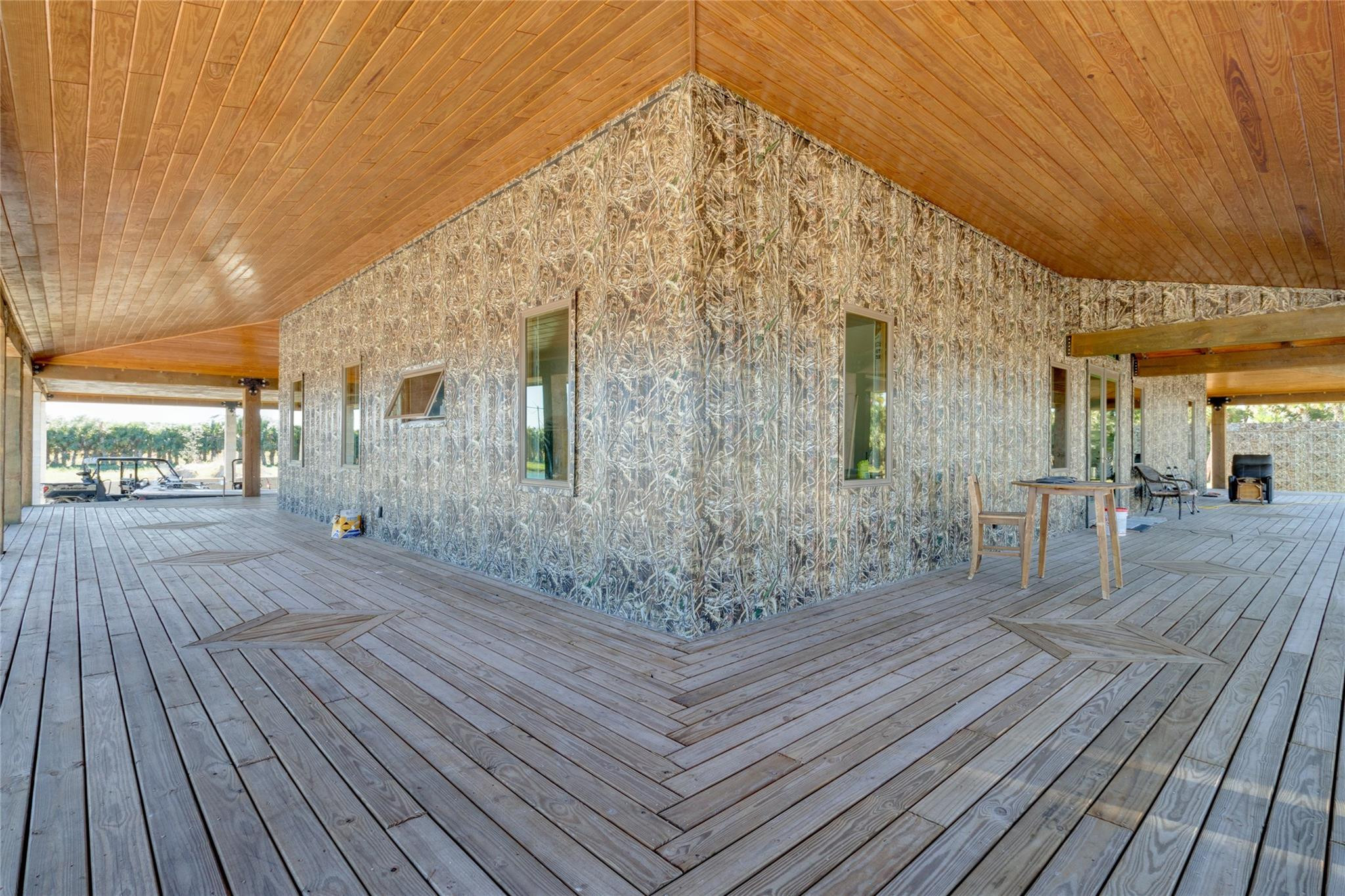 Metes & Bounds - Land