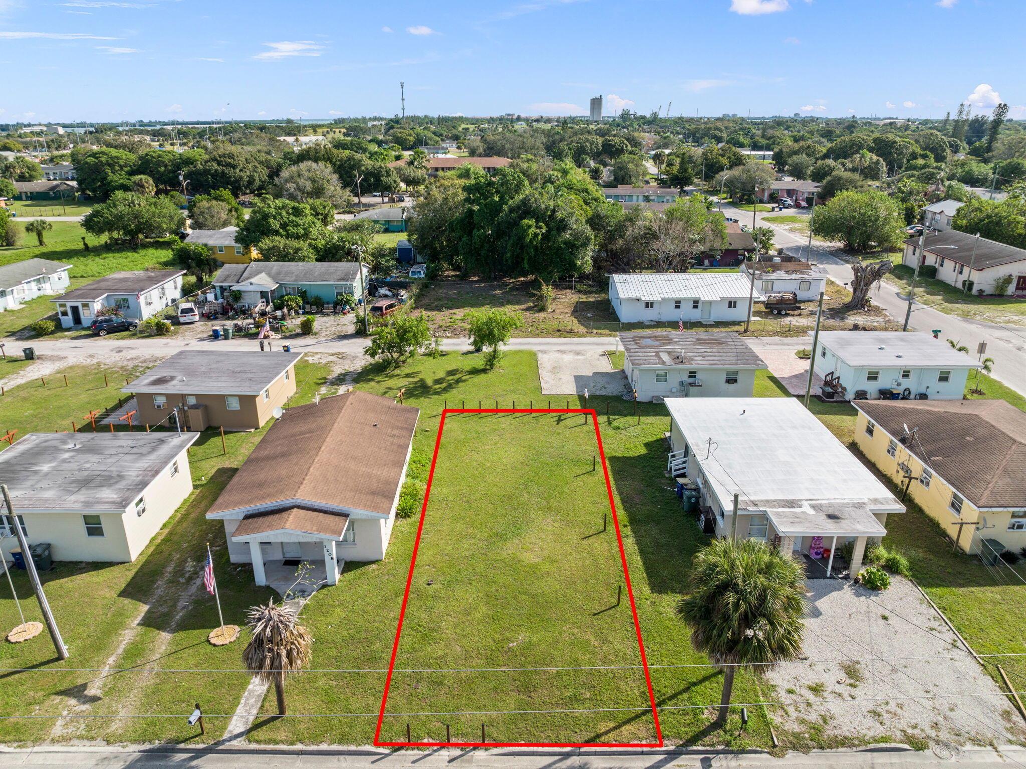 HIGHLAND PARK SUBDIVISION - Land