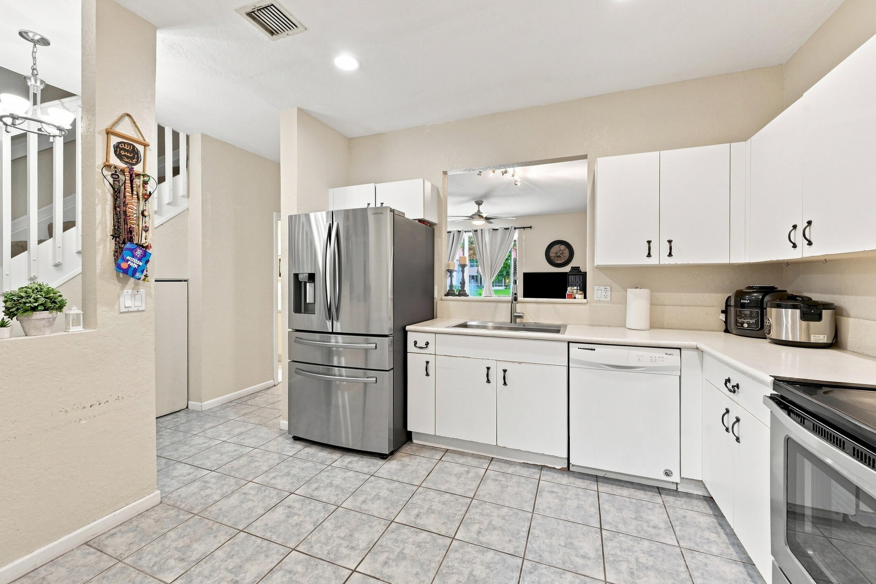 5477 NW 90th Terrace
