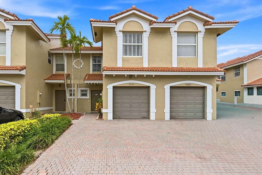 Photo of 5477 NW 90th Terrace, Sunrise, FL 33351 (MLS # B26059963)