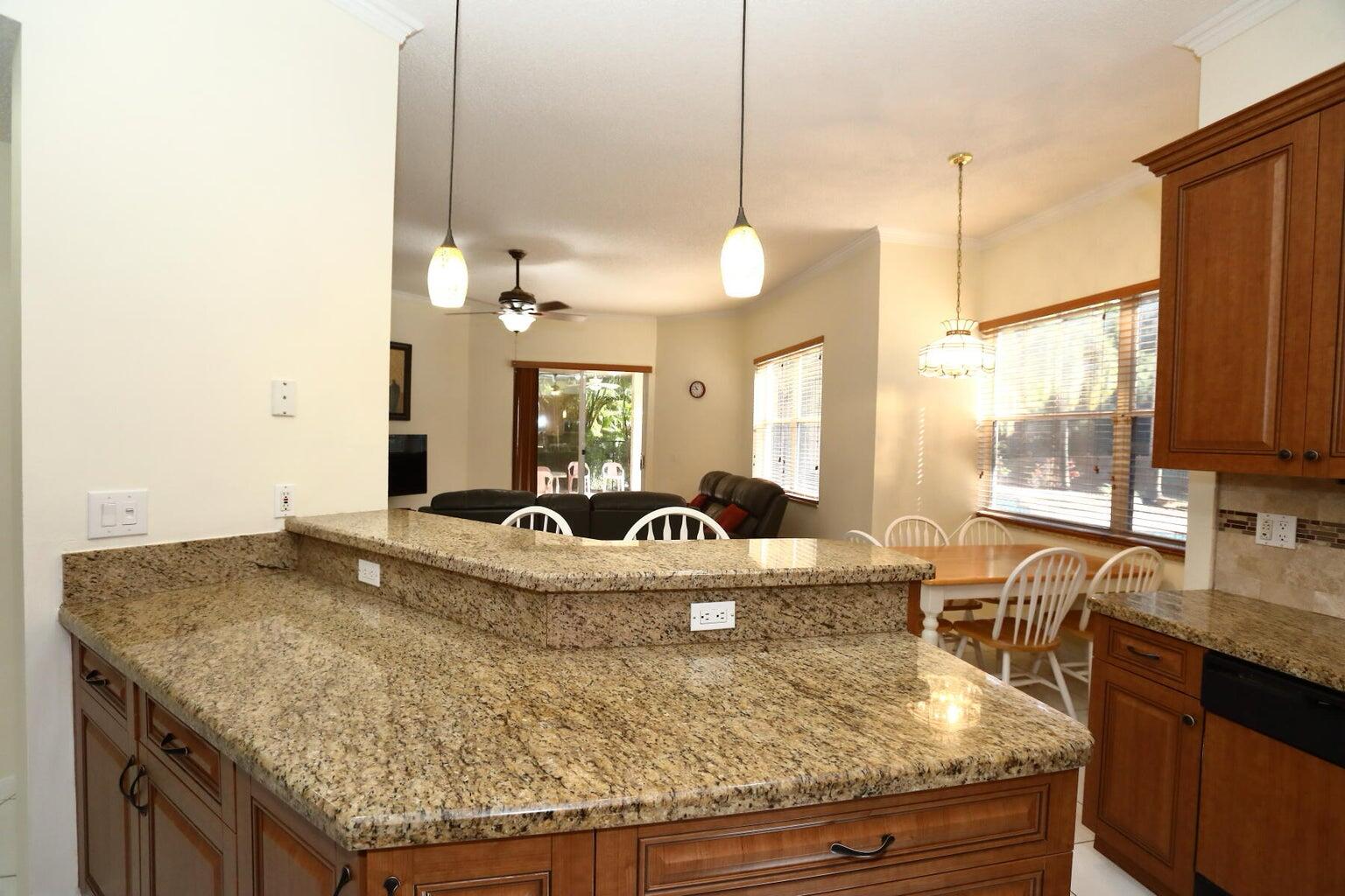 SELIGMAN-KIA ACRES - Residential