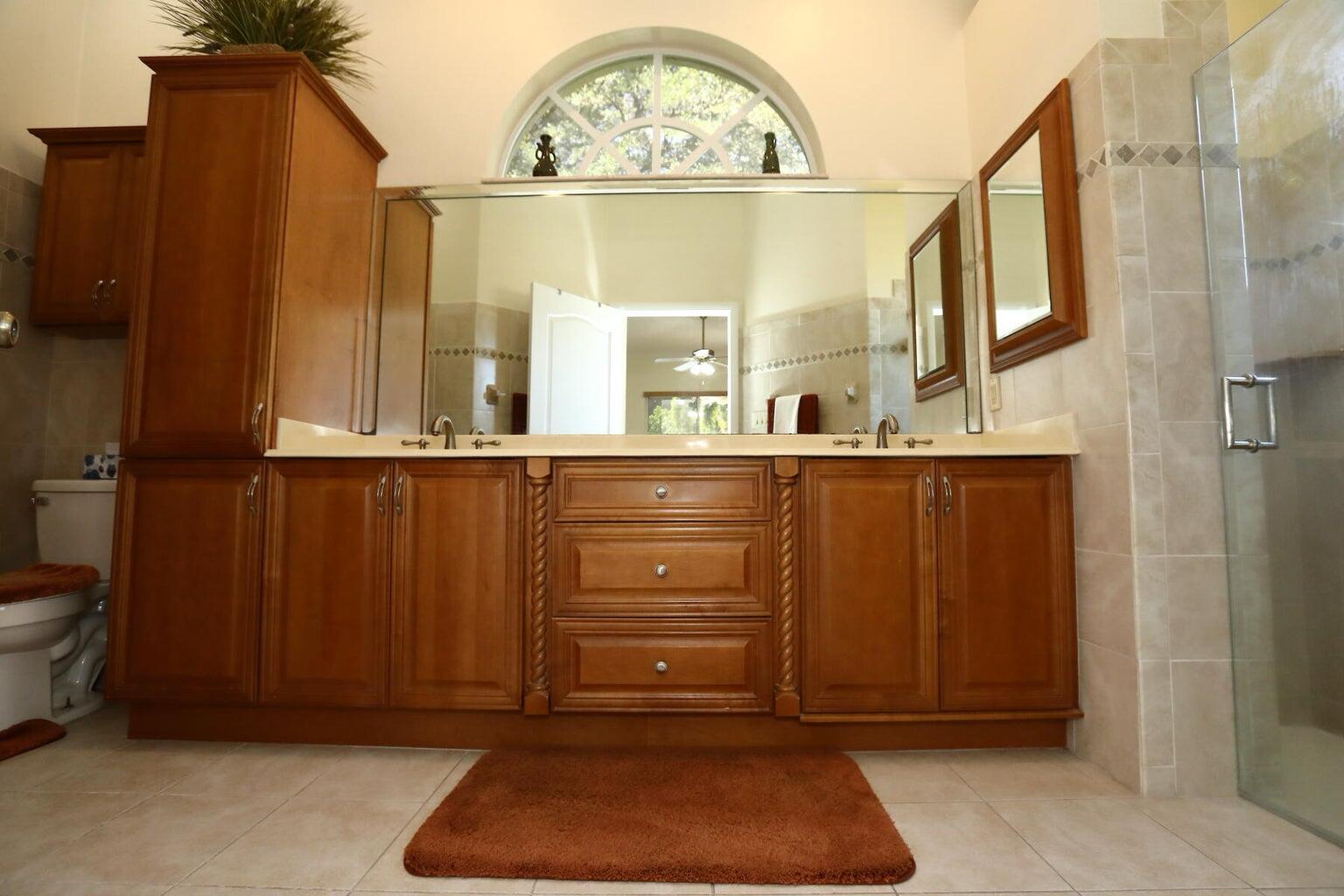 SELIGMAN-KIA ACRES - Residential