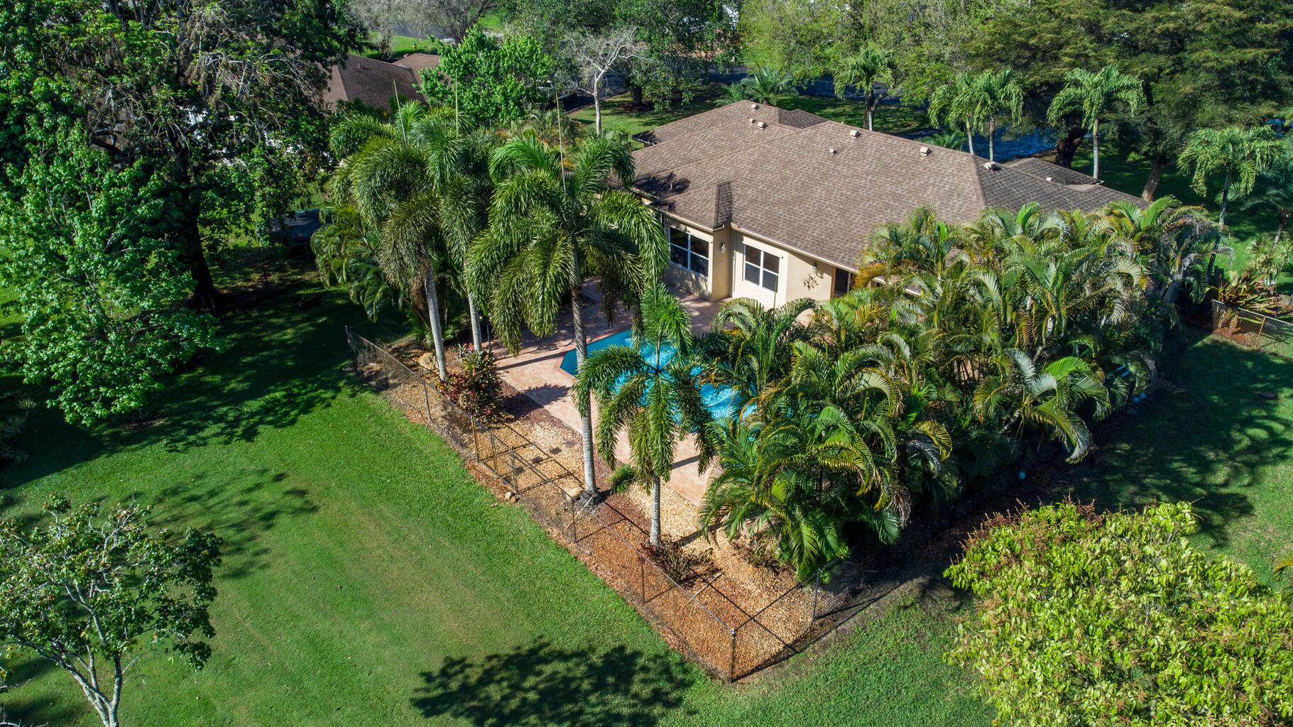 SELIGMAN-KIA ACRES - Residential