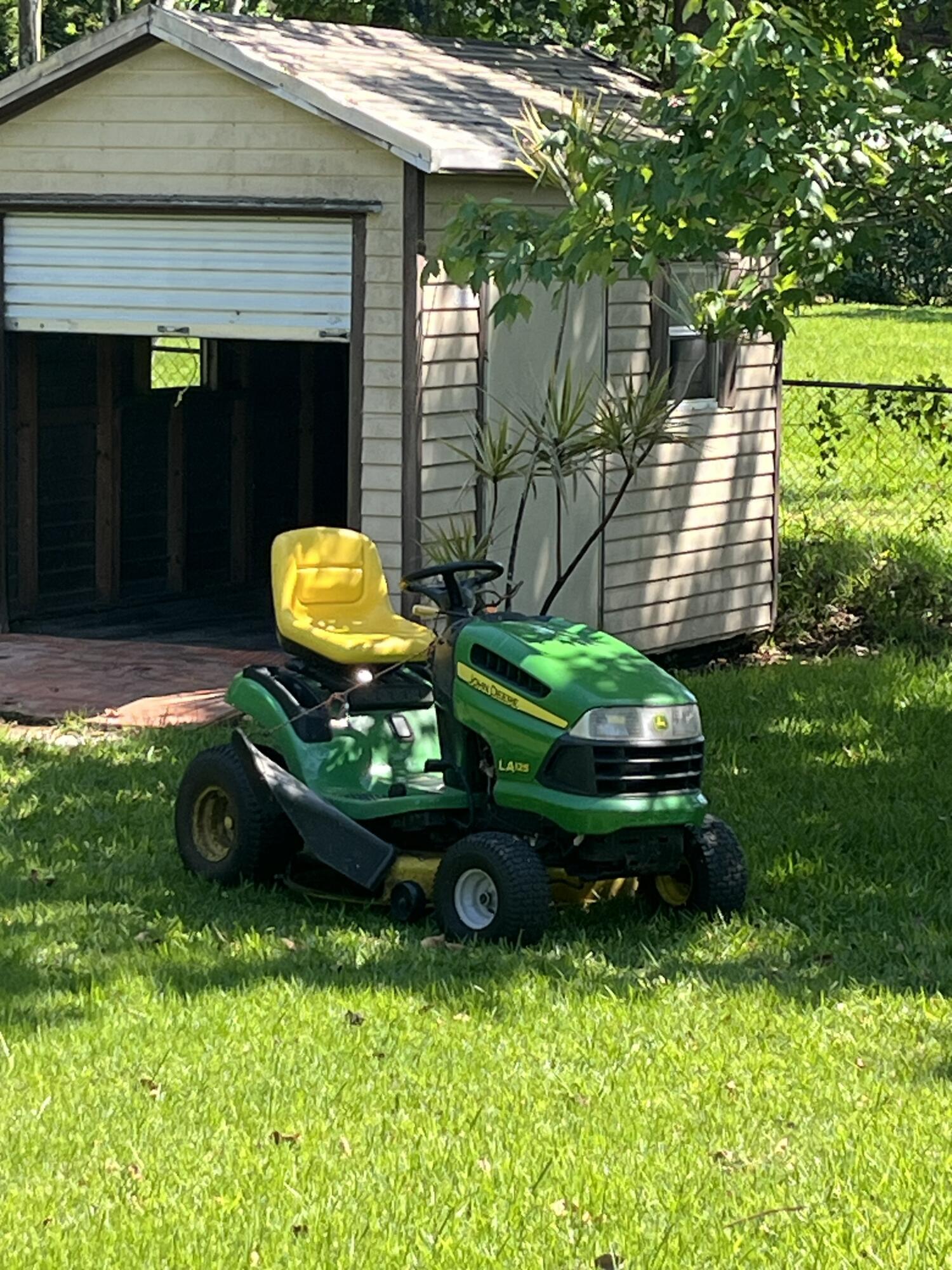 SELIGMAN-KIA ACRES - Residential