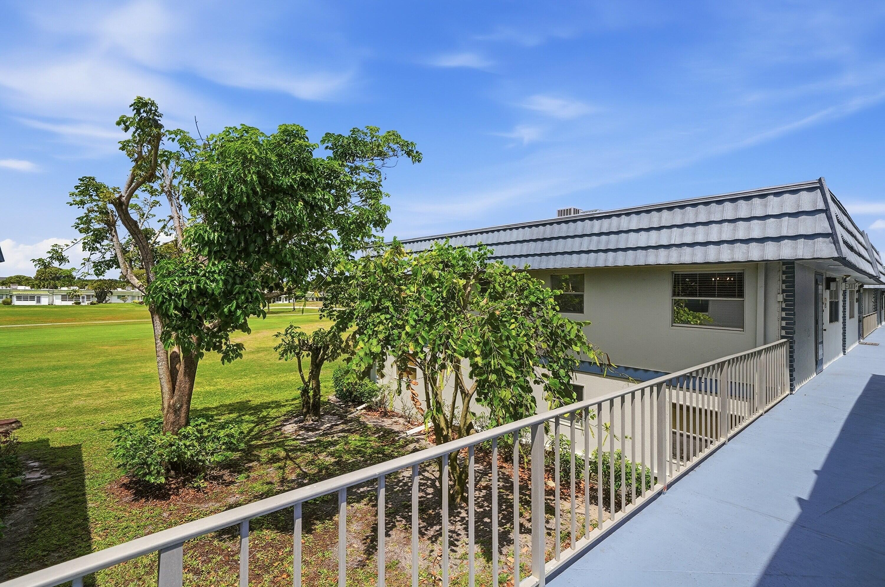 KINGS POINT TUSCANY CONDOS - Residential