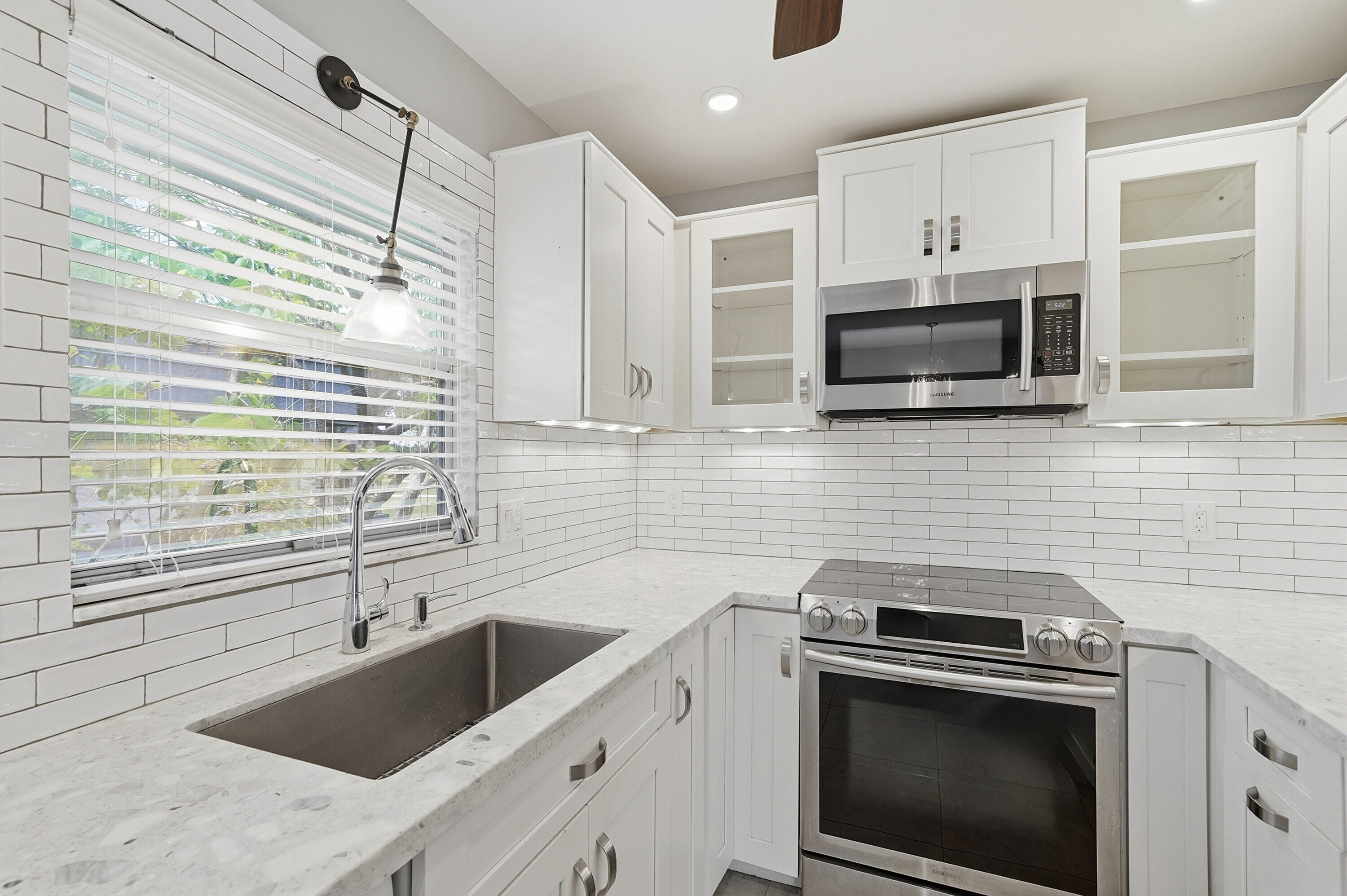 KINGS POINT TUSCANY CONDOS - Residential