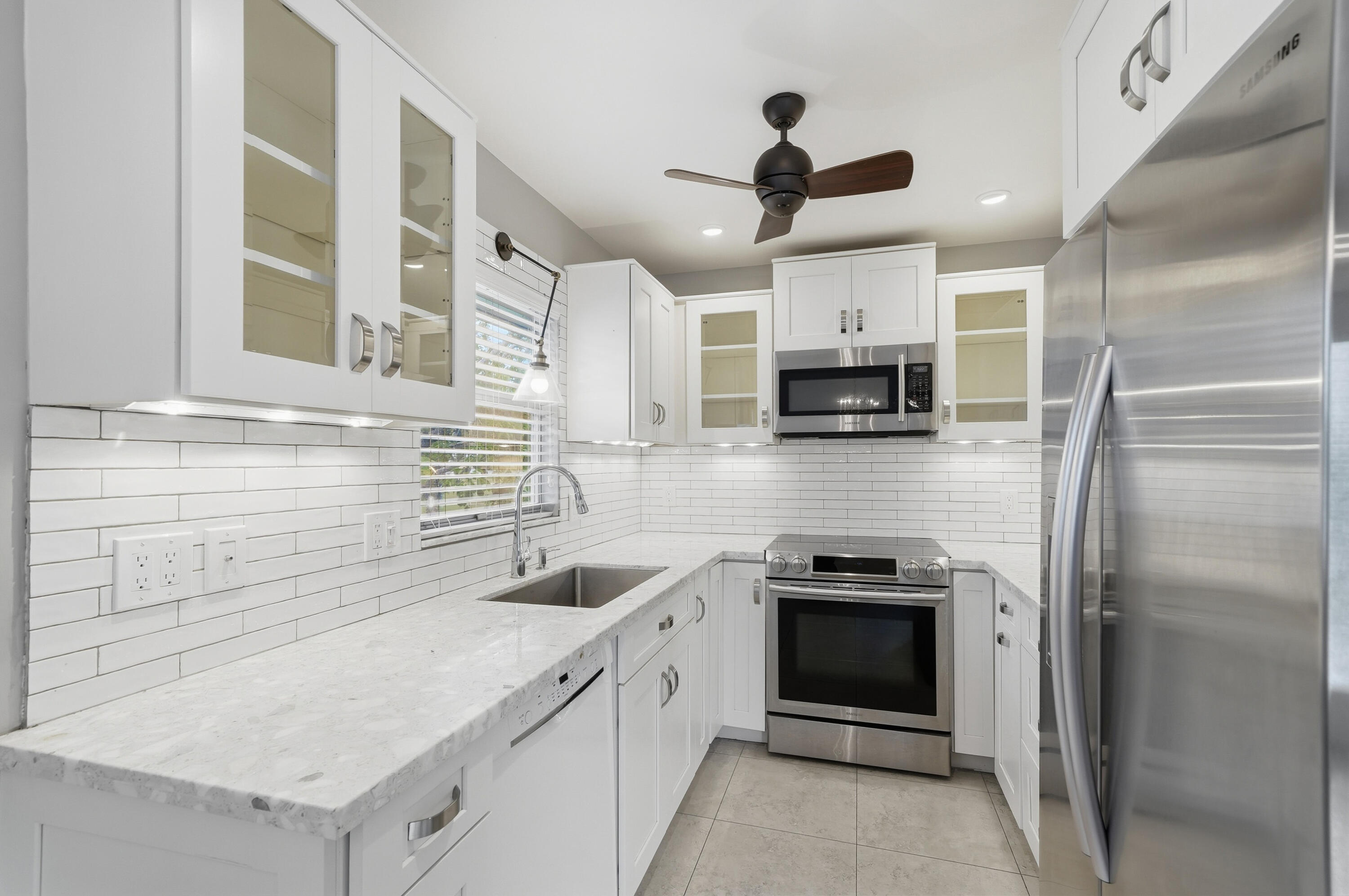 KINGS POINT TUSCANY CONDOS - Residential