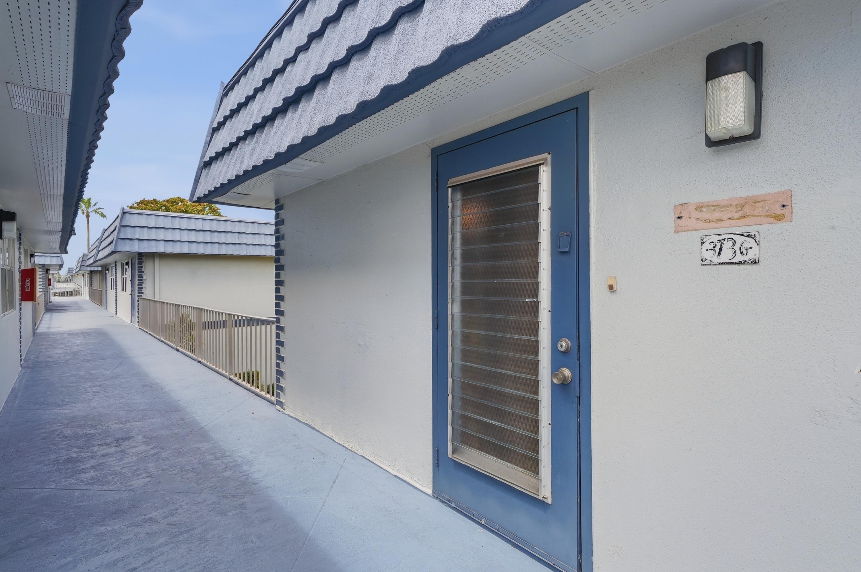 KINGS POINT TUSCANY CONDOS - Residential